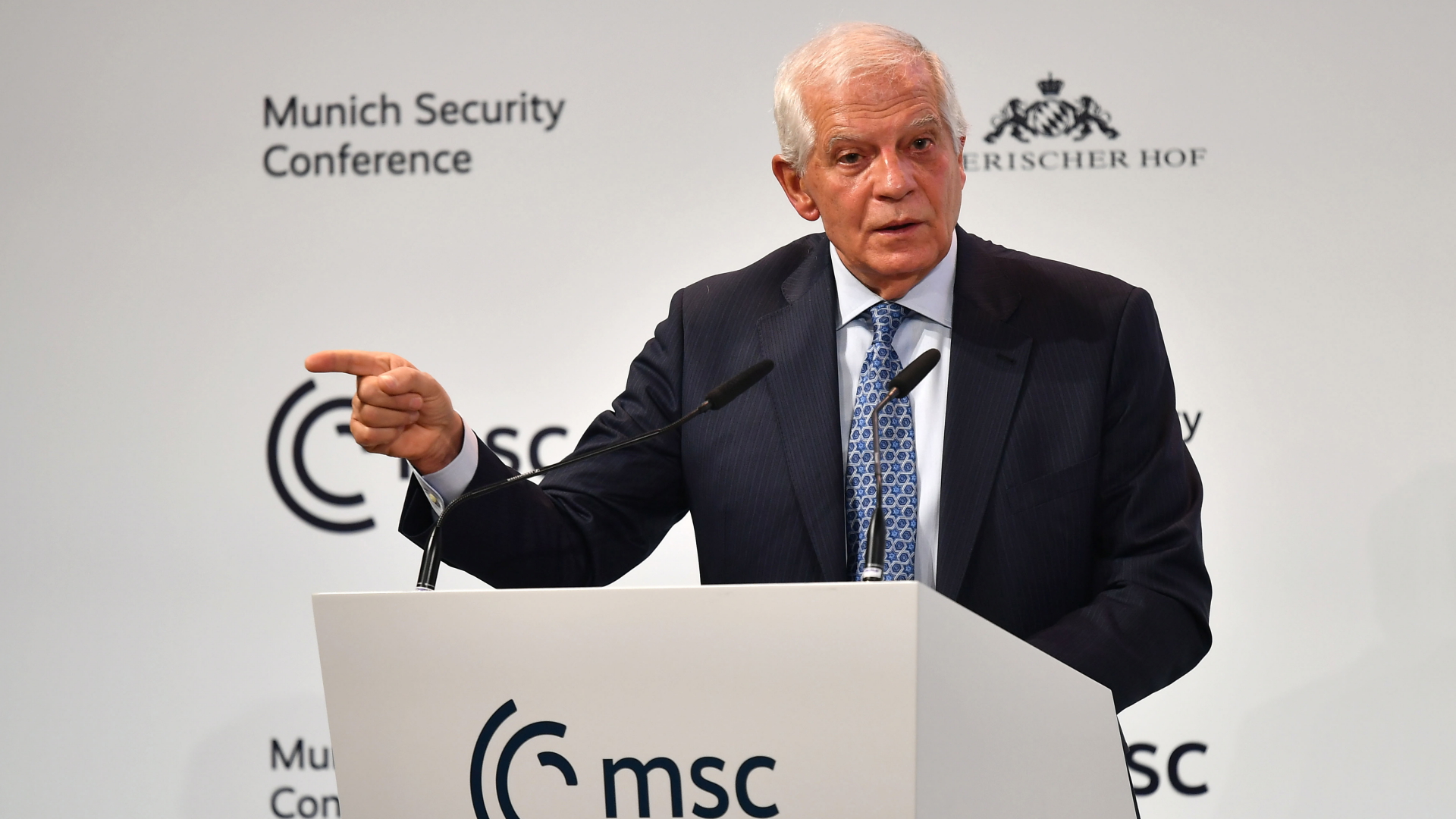 Der EU-Außenbeauftragte Josep Borrell spricht auf der Münchner Sicherheitskonferenz. | EPA
