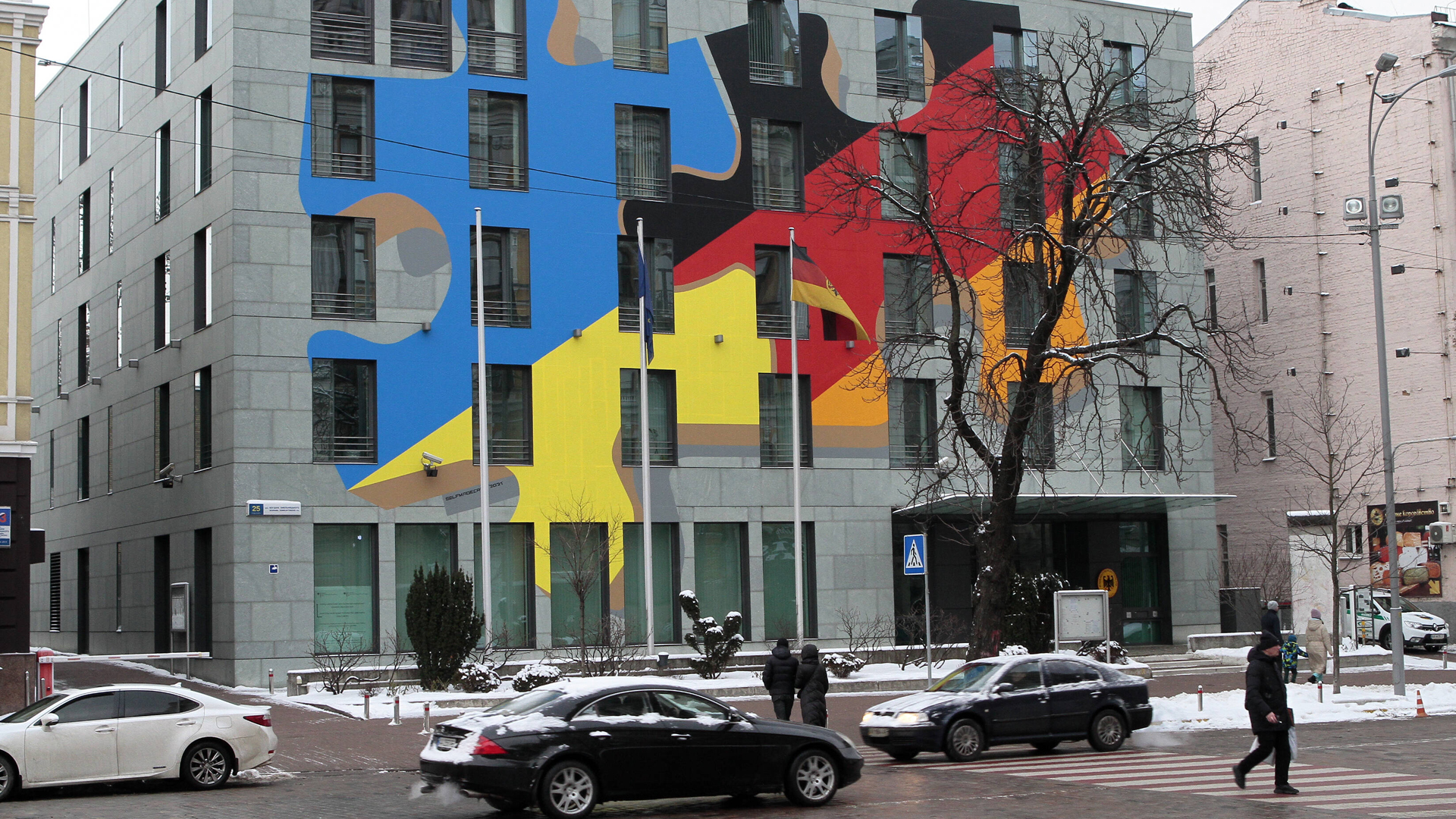 Das Gebäude der Deutschen Botschaft in Kiew. | imago images/ITAR-TASS