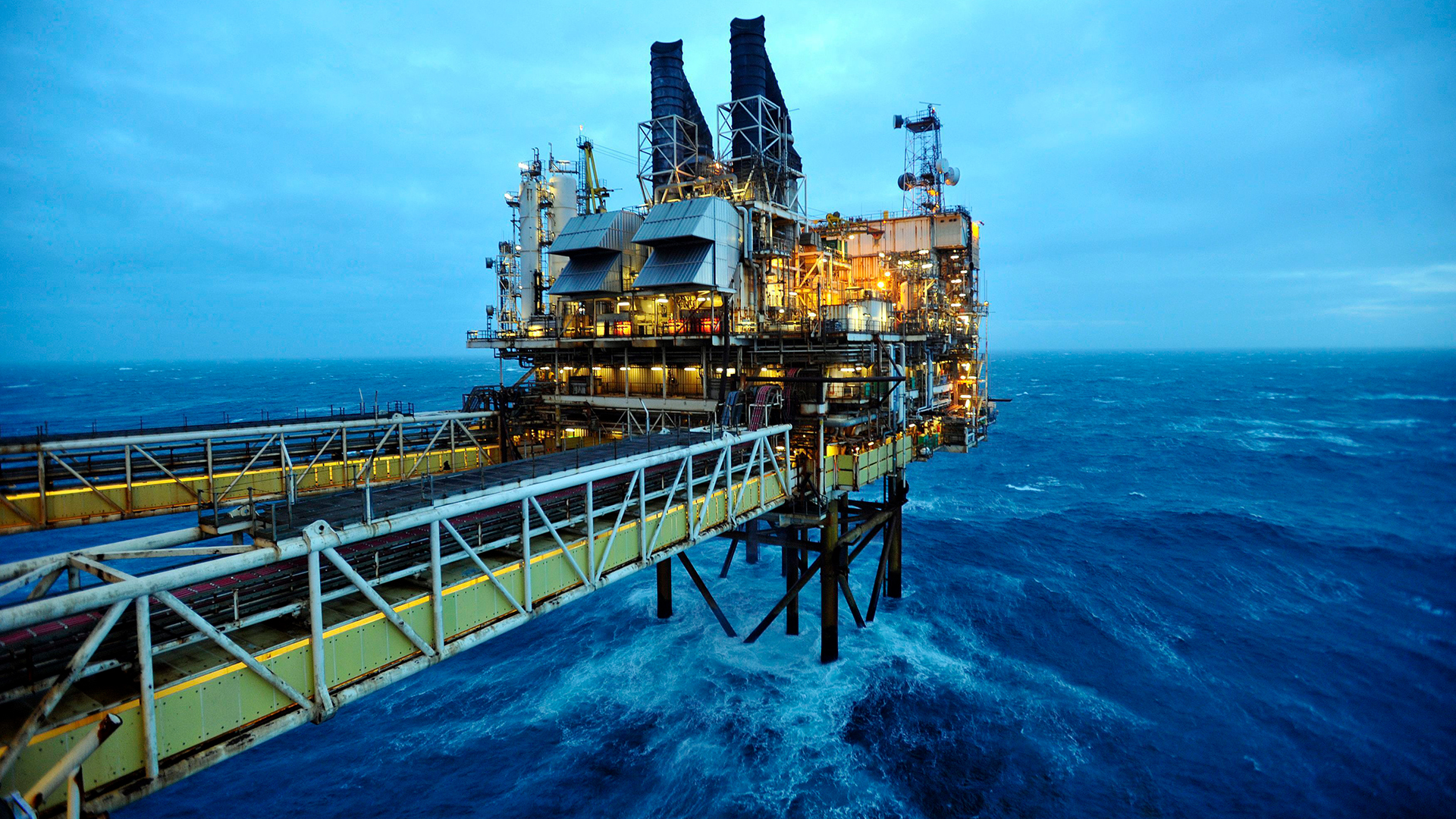 Blick auf einen Teil der BP-ETAP-Plattform in der Nordsee. | picture alliance / empics