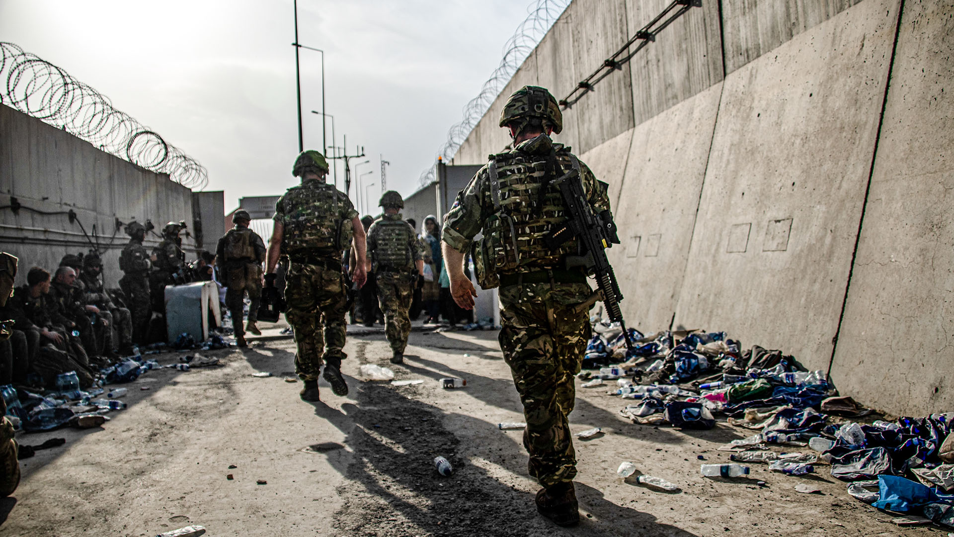Archivbild: Britische Soldaten, die sich an der Evakuierung von Ortskräften in Kabul beteiligen. (August 2021) | picture alliance/dpa/PA Media
