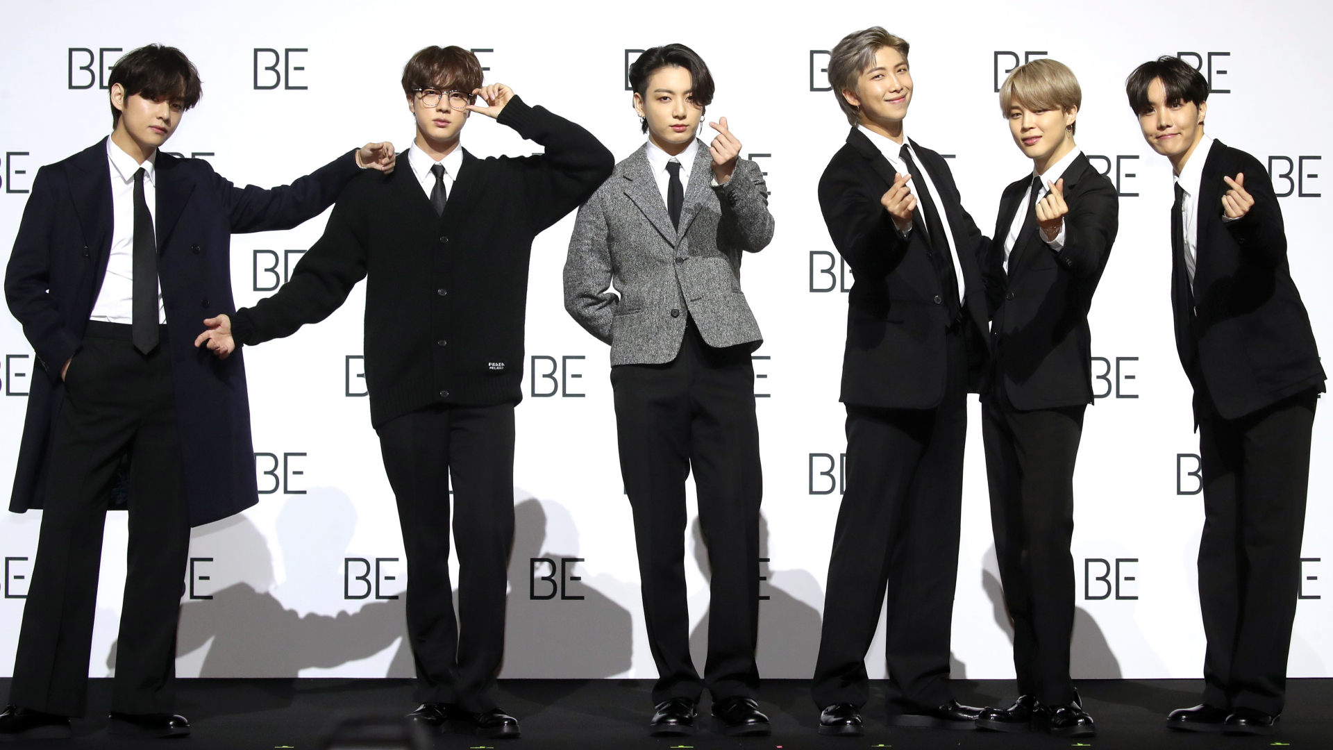 Mitglieder der koreanischen Boygroup BTS | dpa