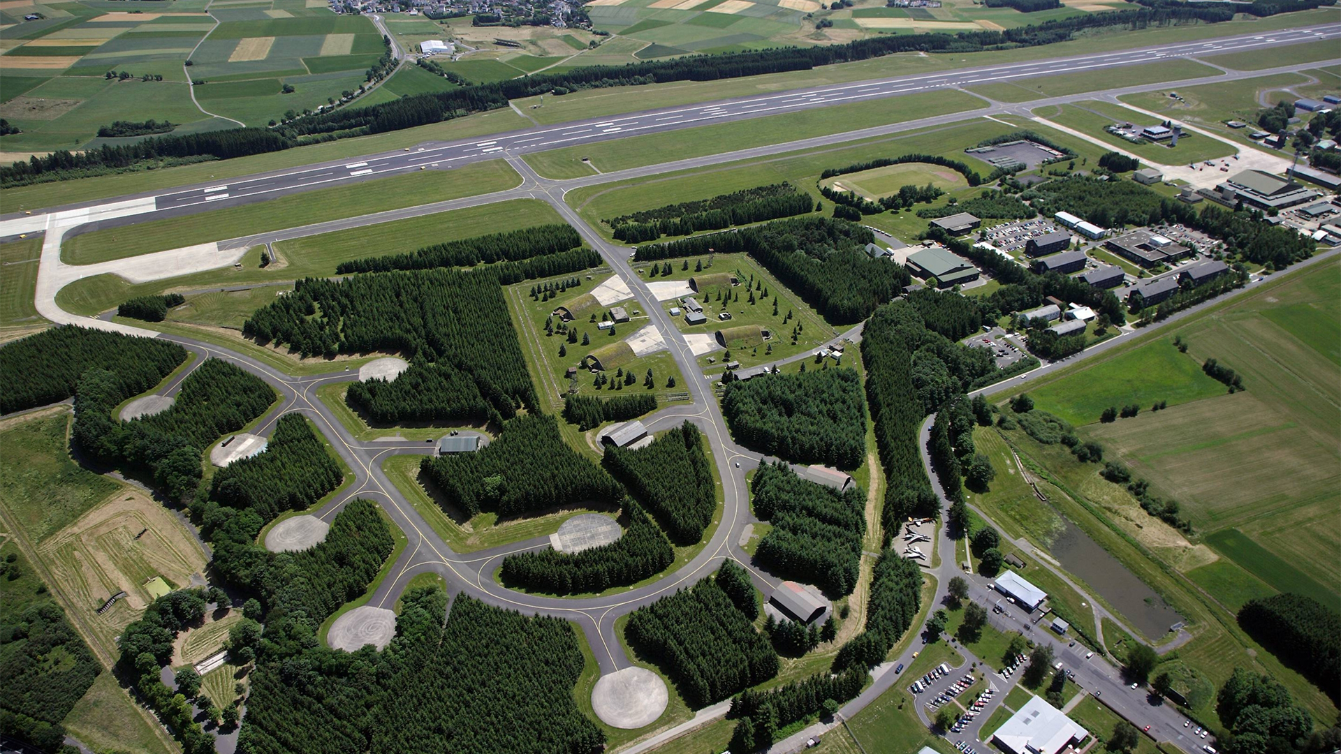 Luftaufnahme vom Fliegerhorst Büchel | picture alliance / dpa