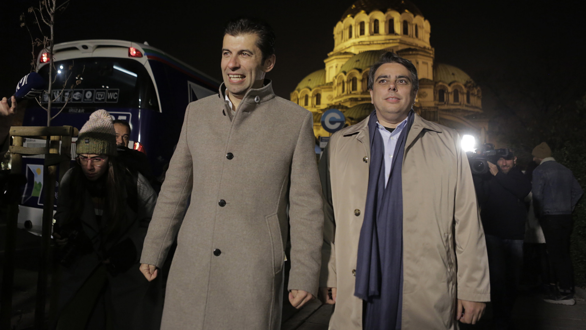 Kiril Petkow und Assen Wassilew von der neuen Zentrumspartei in Bulgarien | AP
