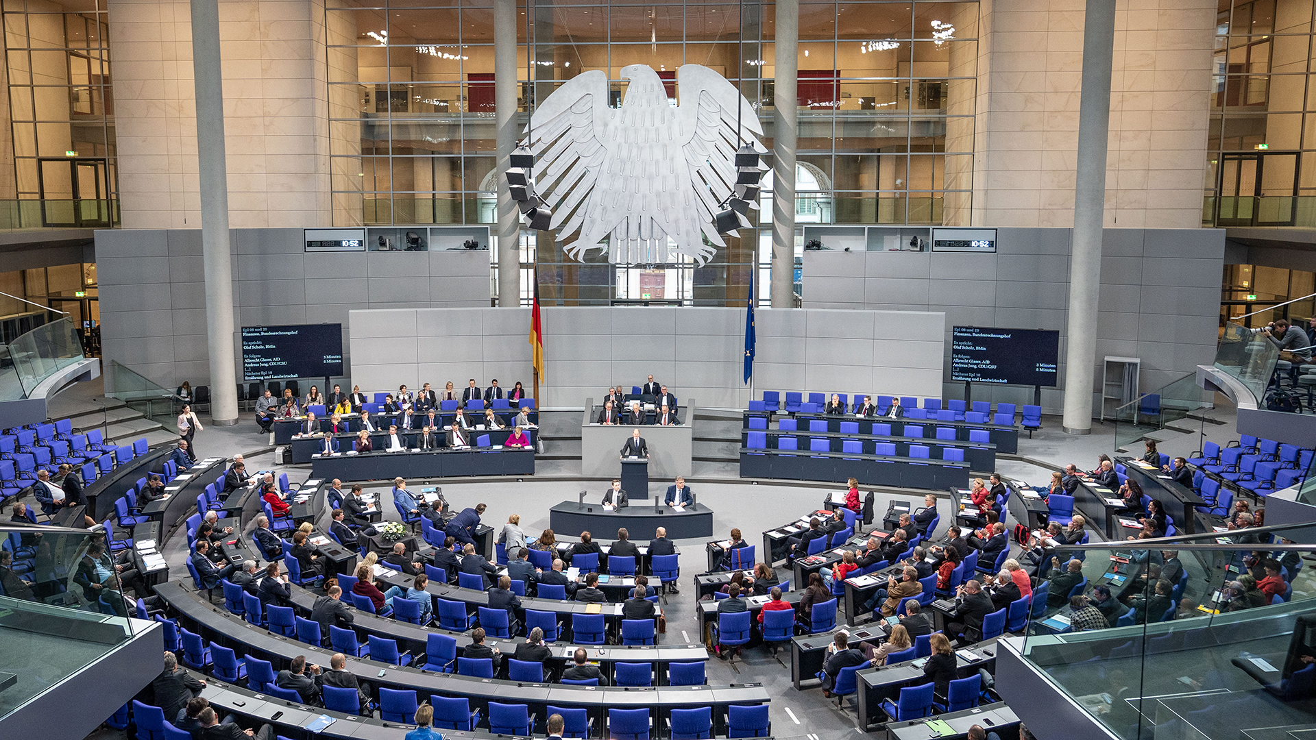 Blick in den Bundestag | Bildquelle: dpa