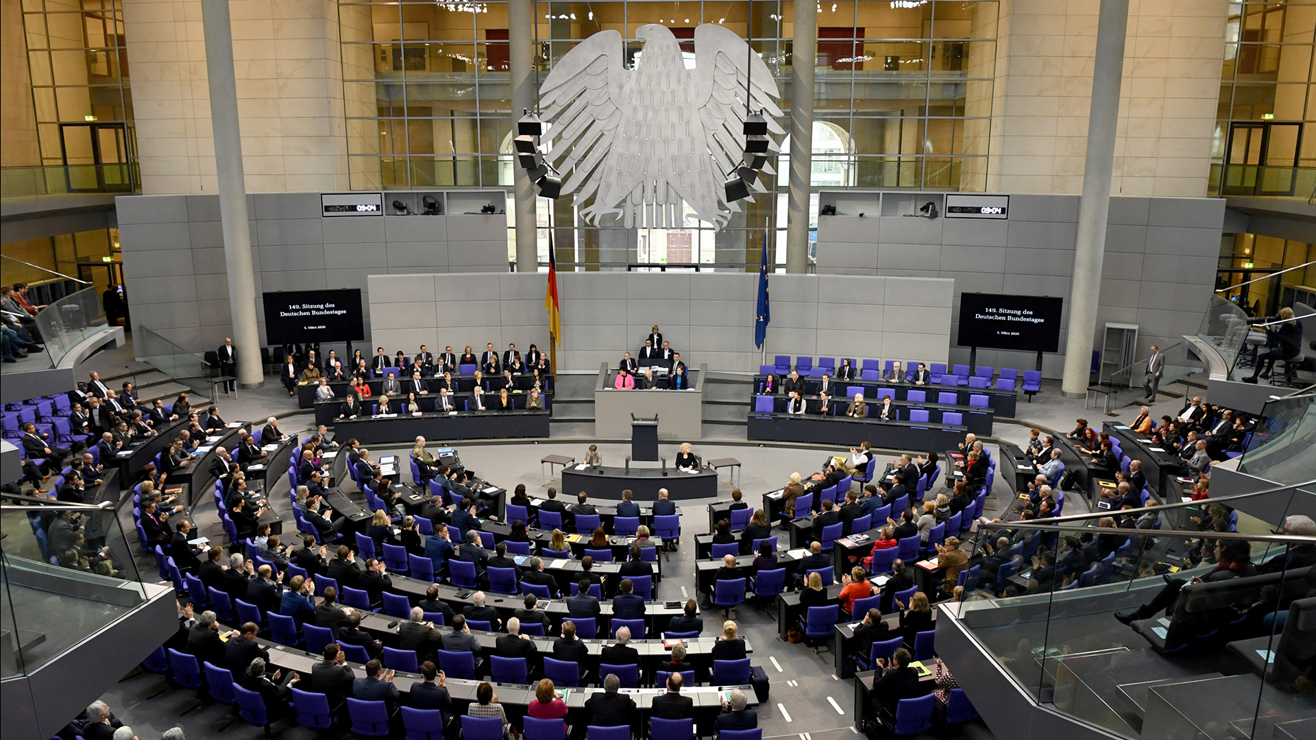 Plenum im Bundestag. | REUTERS