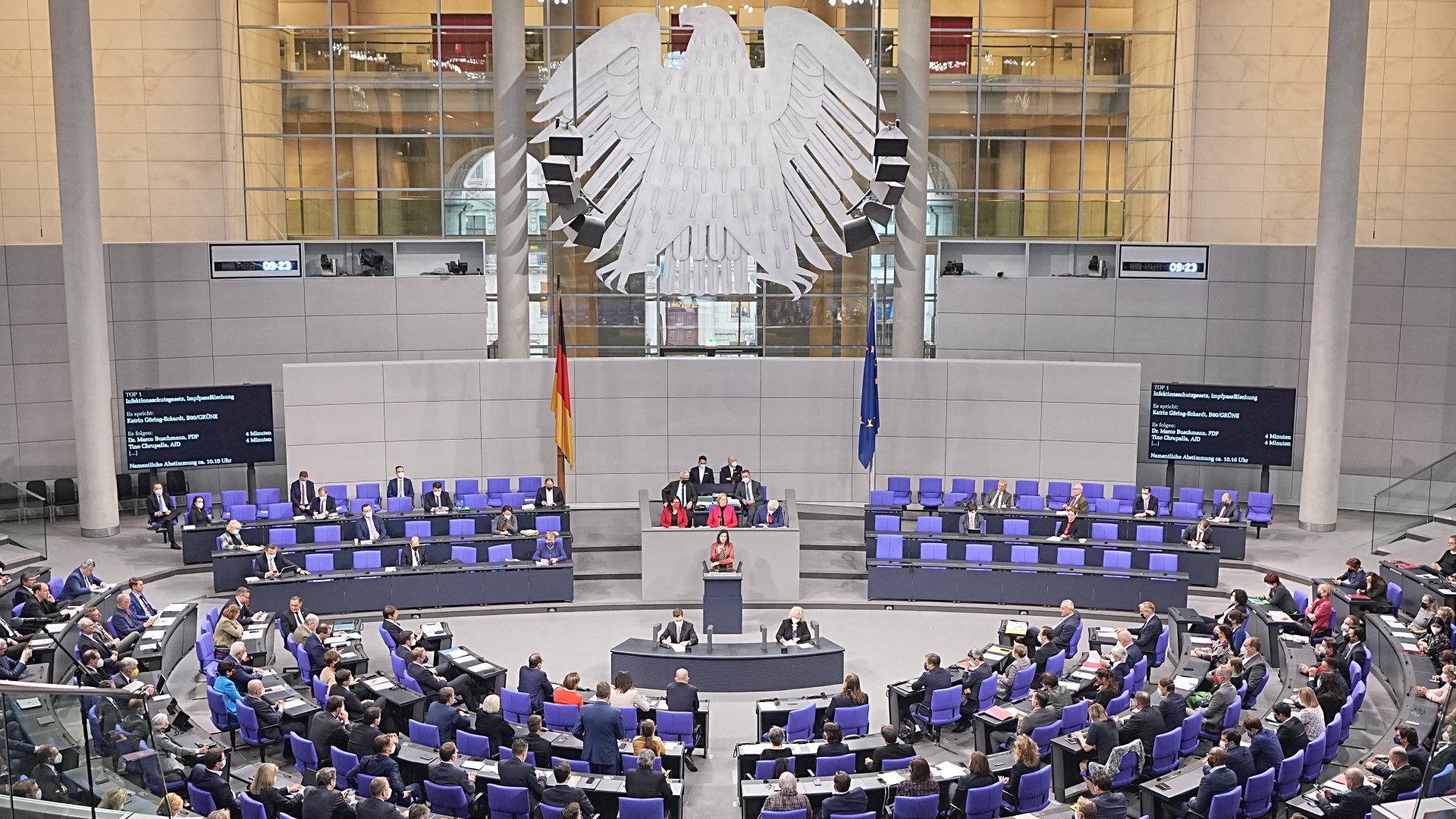 Bundestagsdebatte zum neuen Infektionsschutzgesetz in der Corona-Pandemie