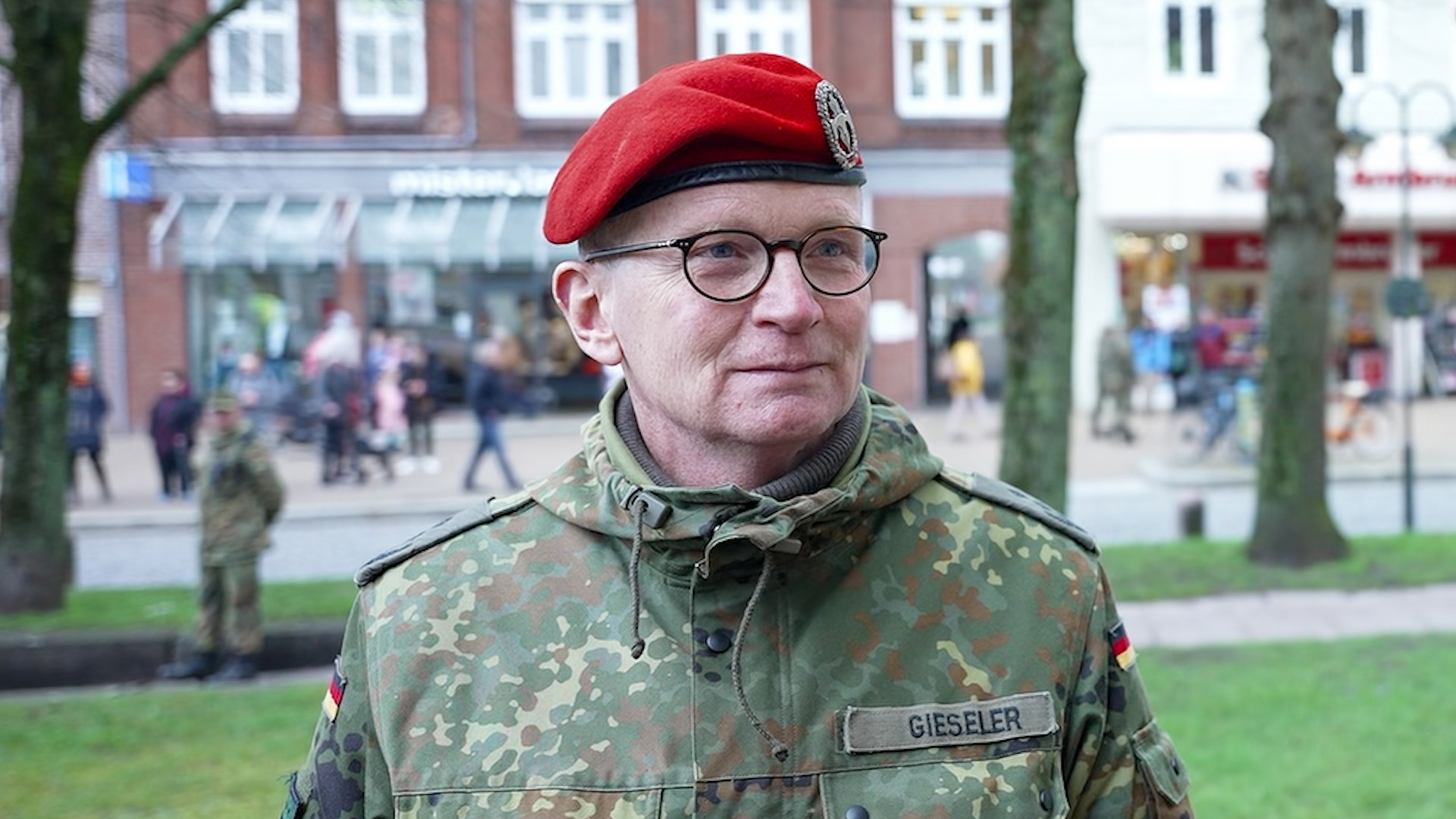 Kommandeur Oberst Hans-Martin Gieseler  | VOLLBILD/SWR