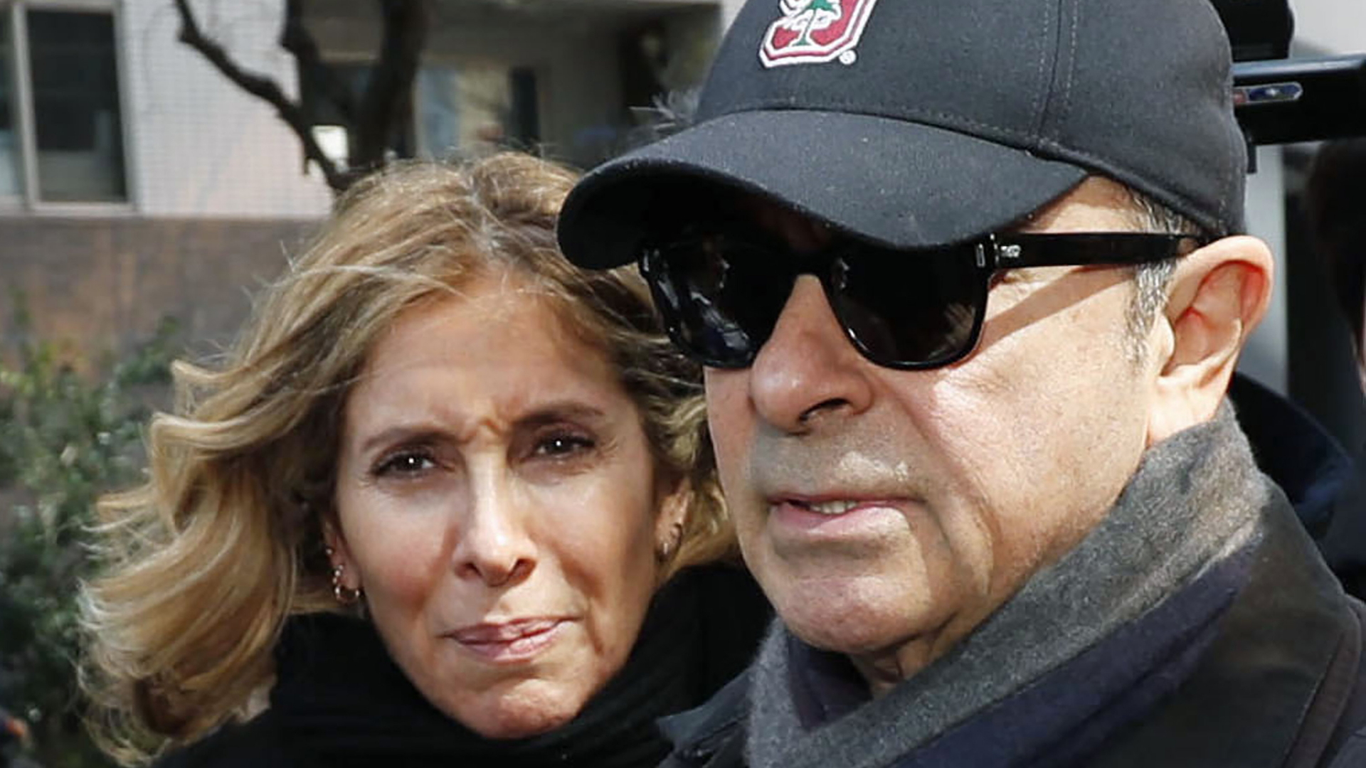 Carlos Ghosn und seine Frau Carole | AP