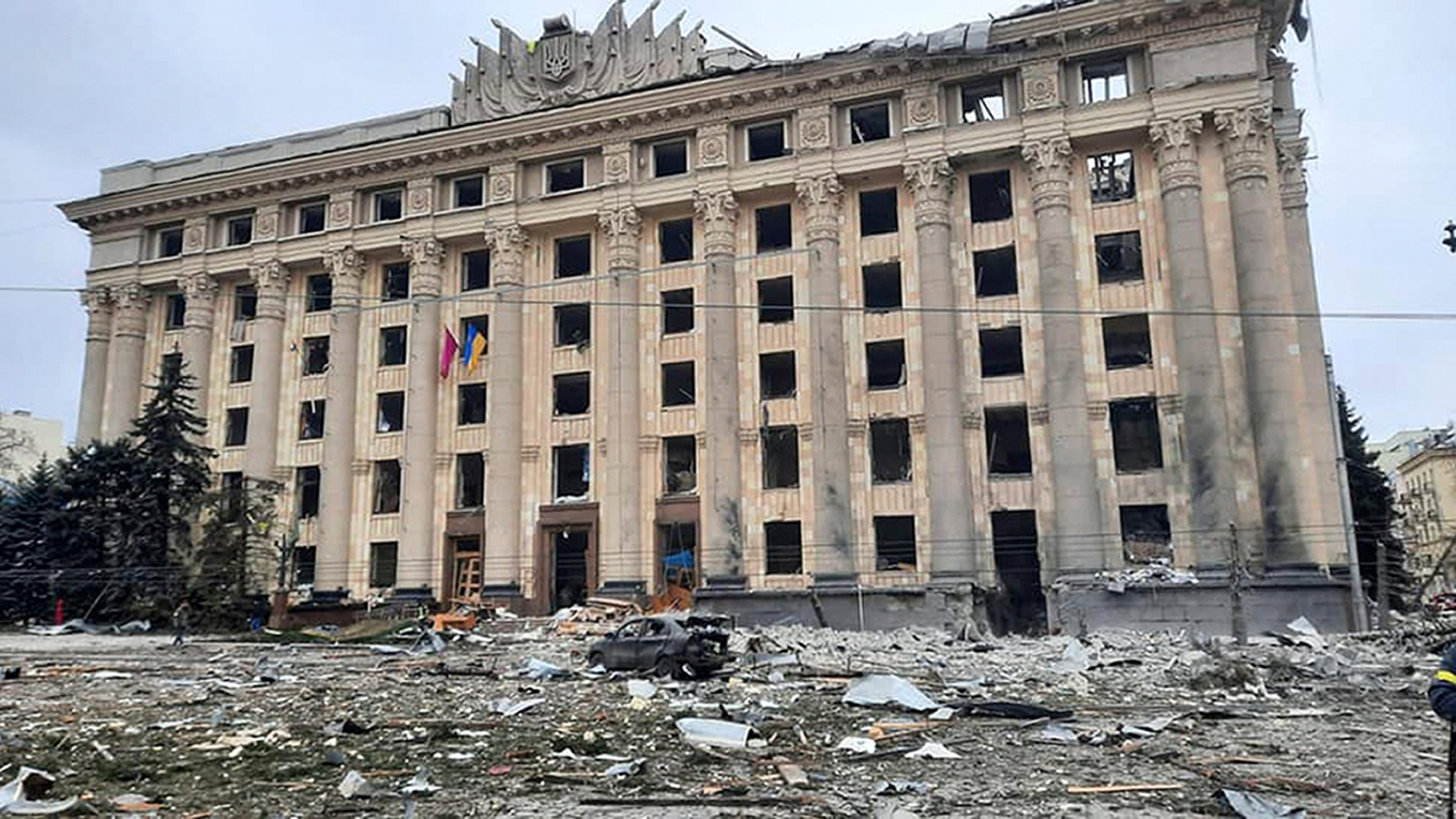 Das beschädigte Rathausgebäude in Charkiw, Ukraine. | picture alliance/dpa/Ukrainian E