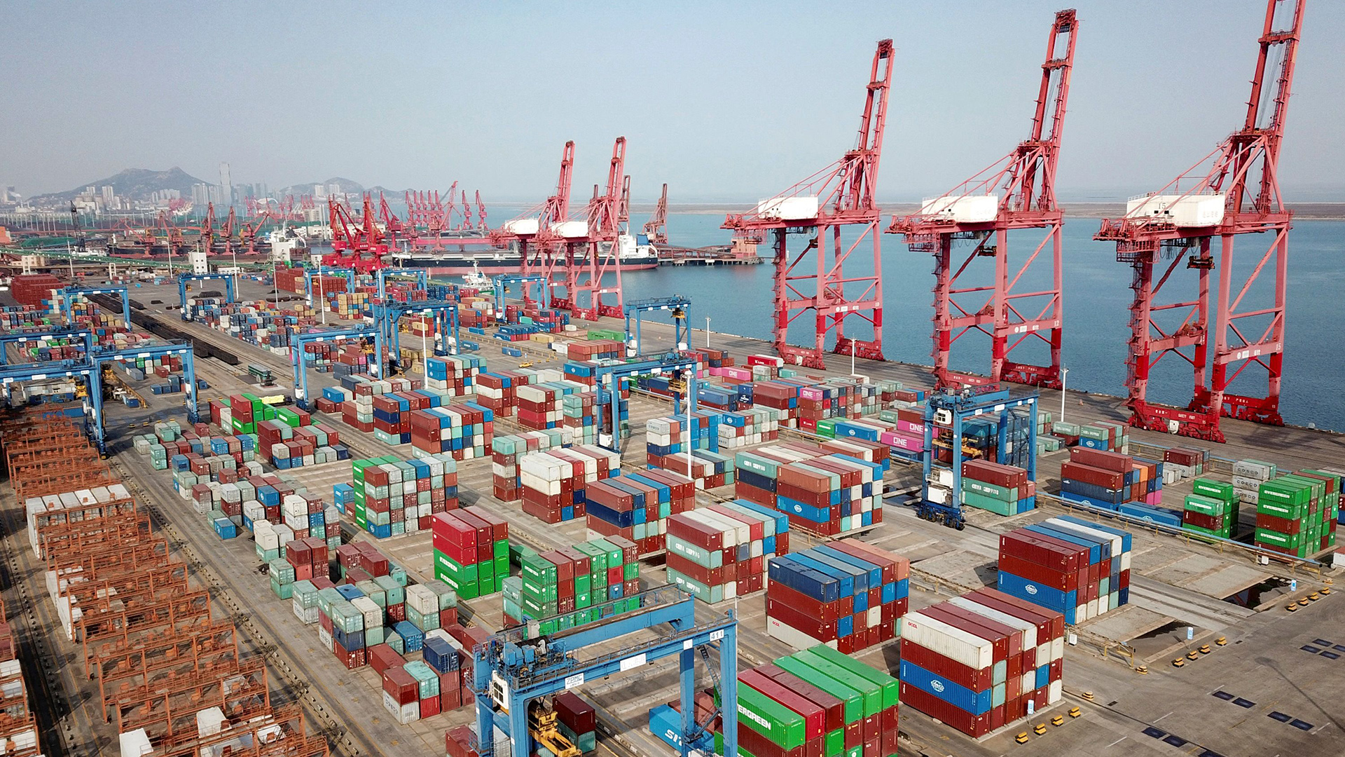 Containerhafen in Lianyungang, China | AFP