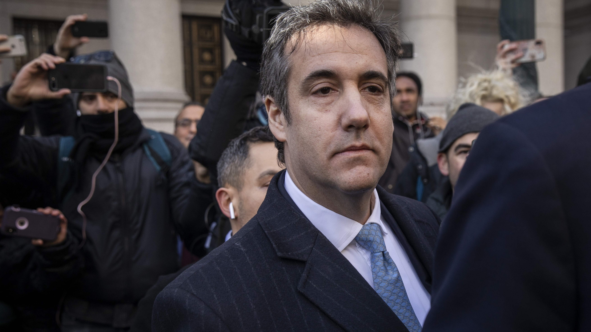 Michael Cohen verlässt am 29. November 2018 das Gericht in New York. | Bildquelle: AFP