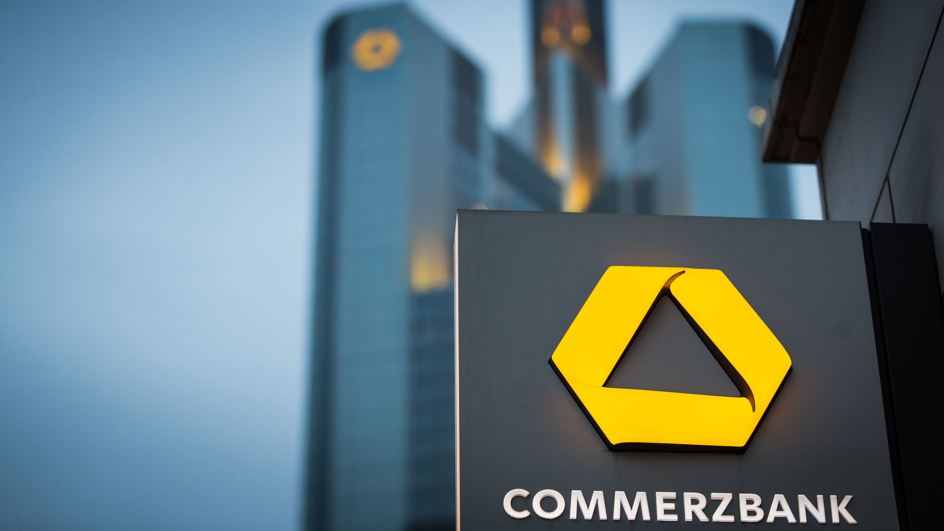 Logo der Commerzbank | picture alliance/dpa