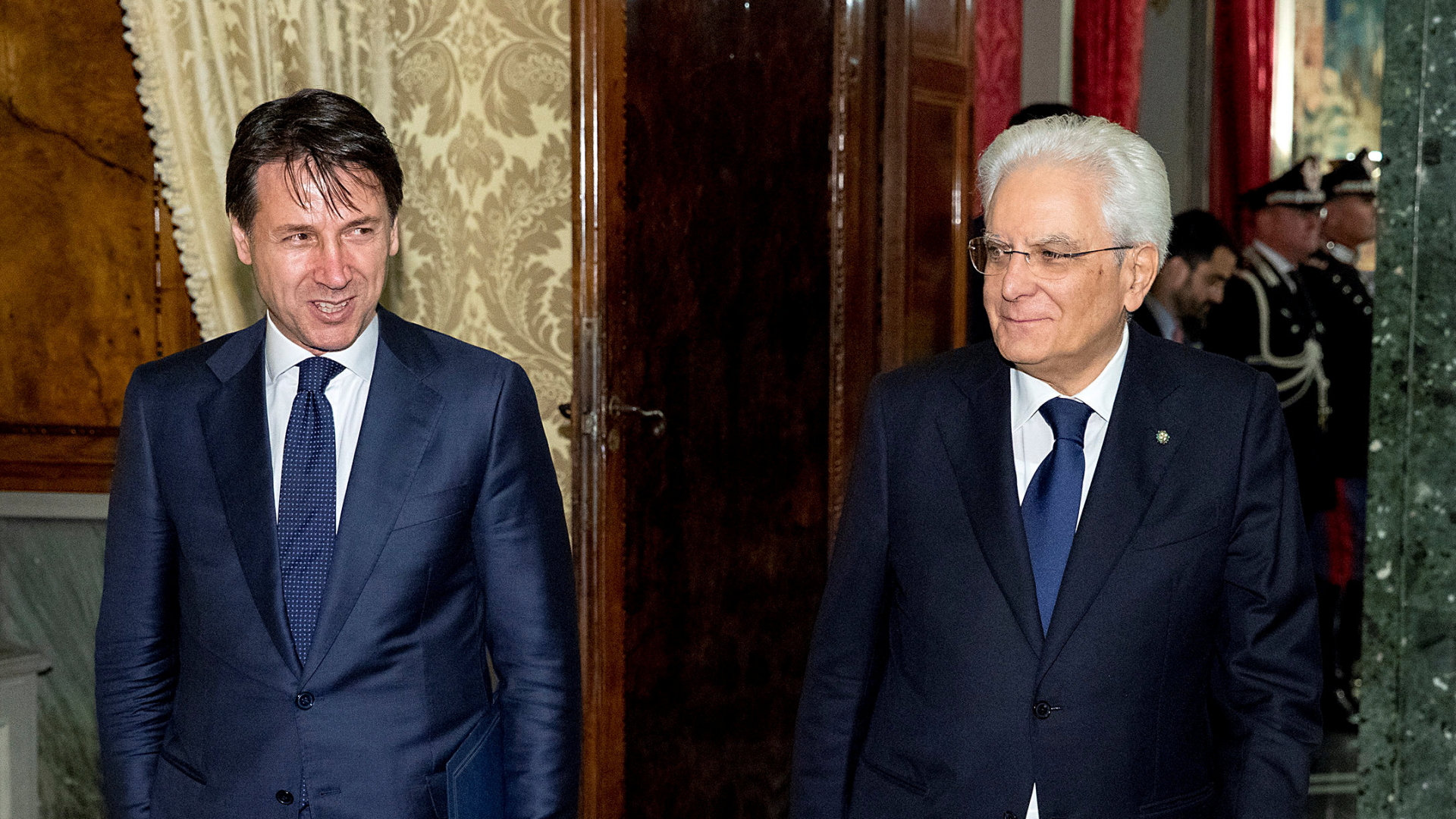 Italiens Staatschef Sergio Mattarella und der Jurist Giuseppe Conte