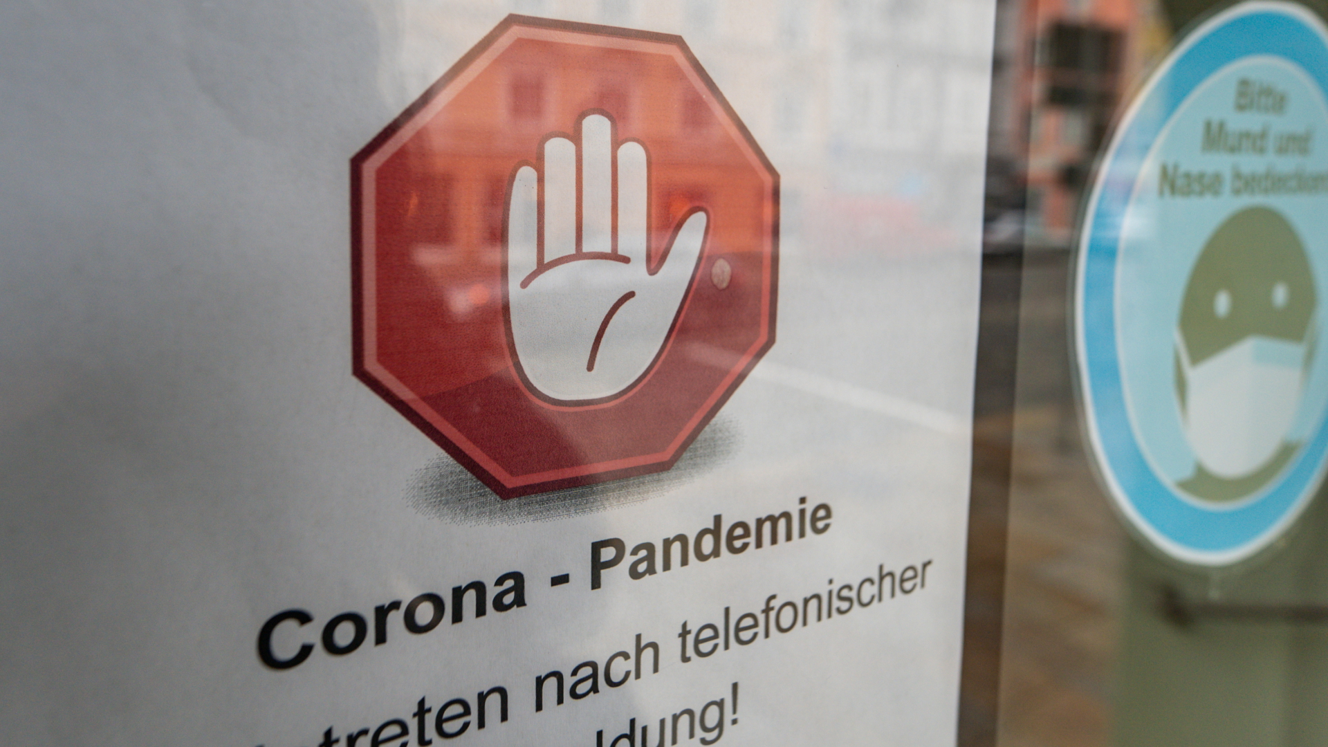 Corona-Pandemie ist Wort des Jahres 2020 | dpa