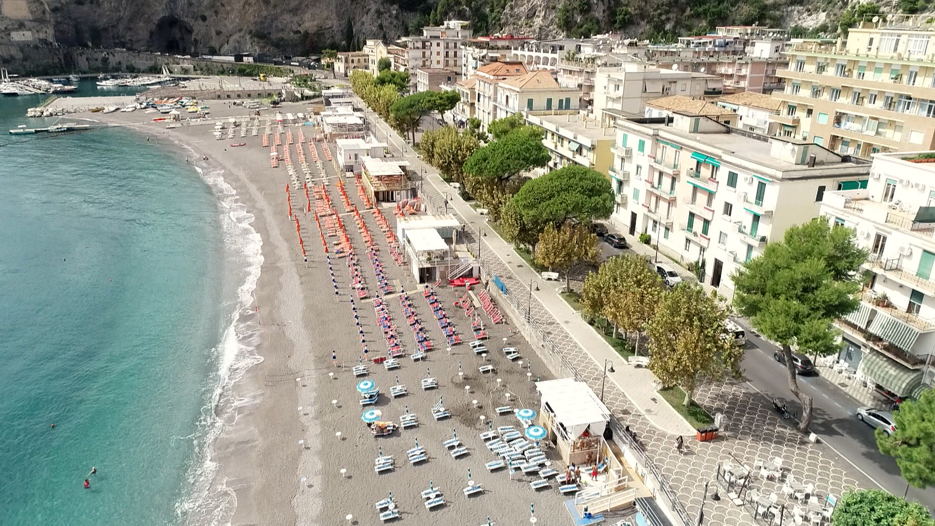 Italia: Campagna elettorale per le spiagge
