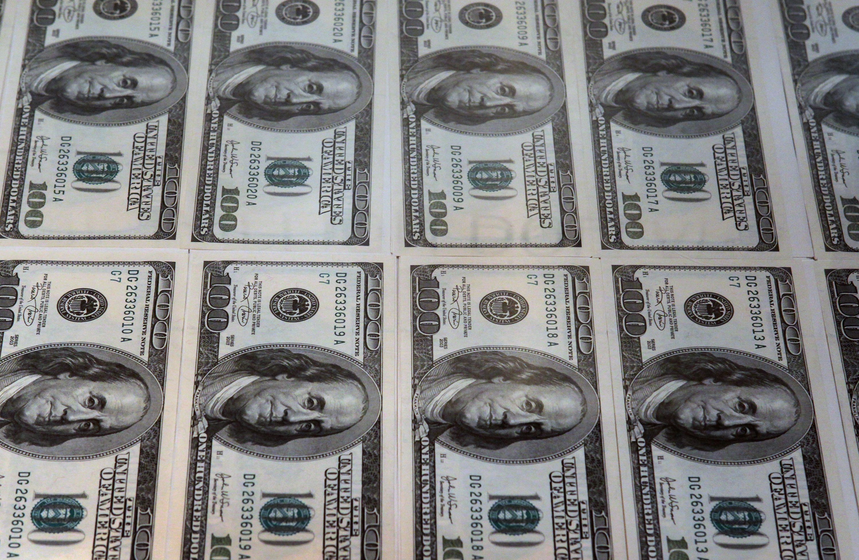 Eine Million US-Dollar in 100-er Noten, ausgestellt im Geldmuseum der Notenbank in Chicago | AFP
