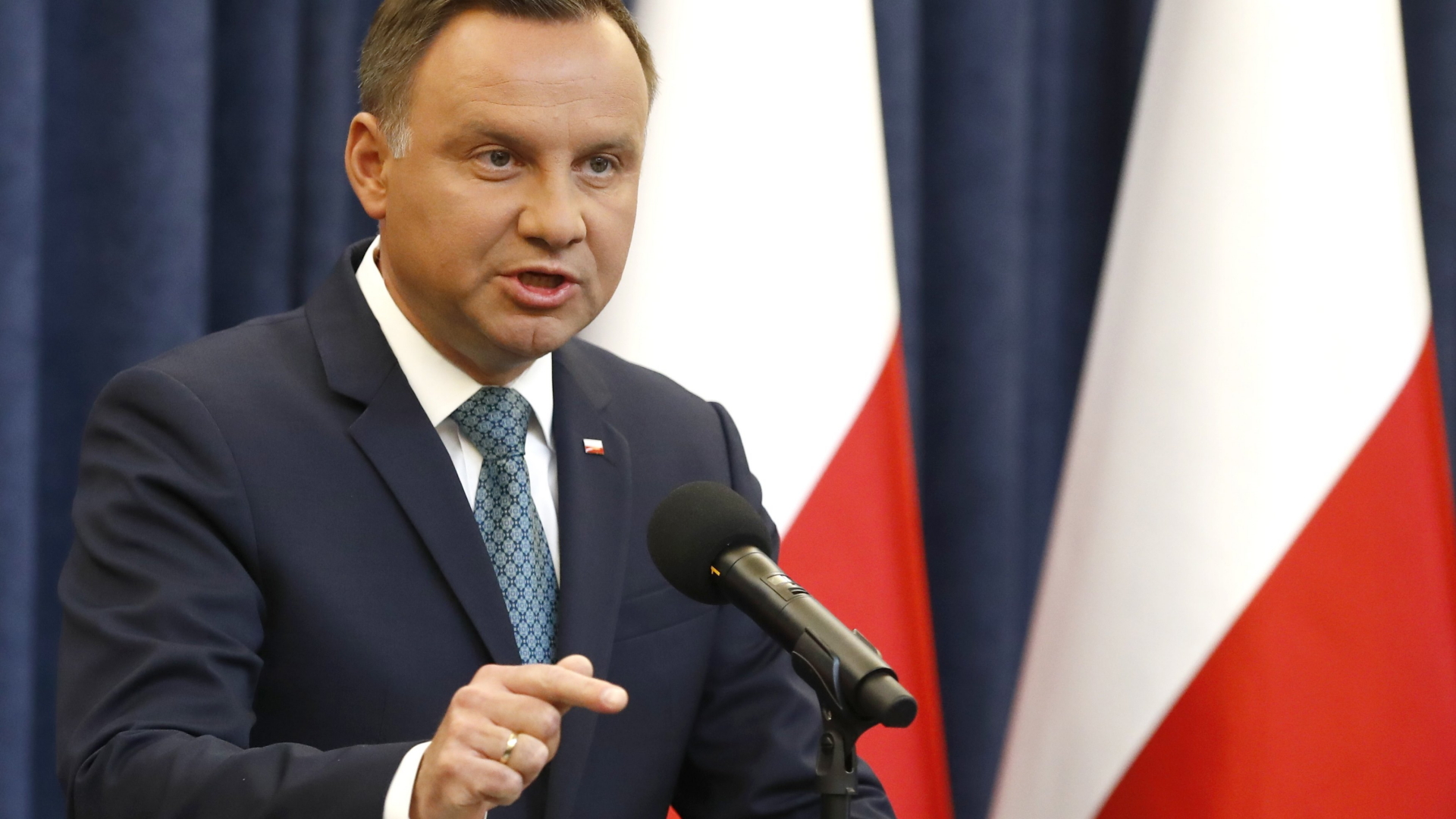 Polen Präsident Duda bei der Pressekonferenz | REUTERS