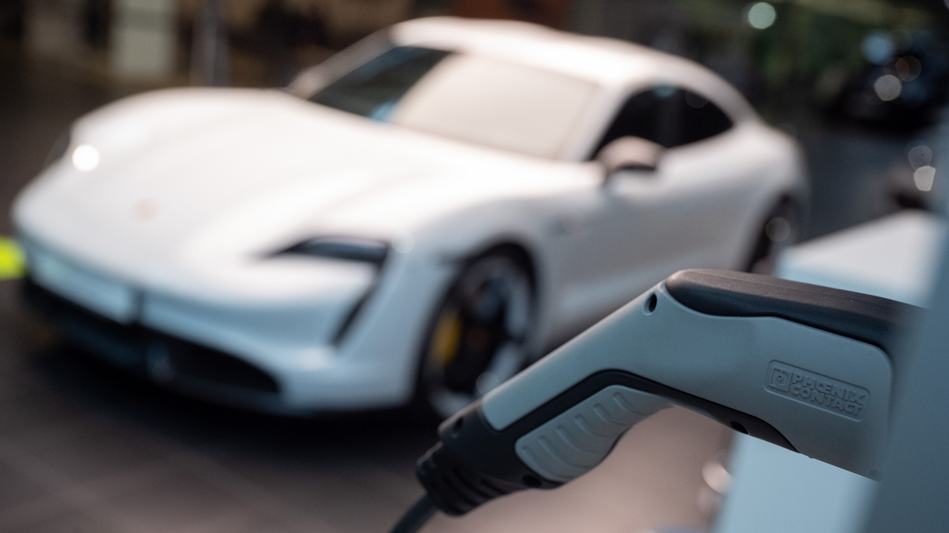 Photo of Sportwagenhersteller: Was Porsche für die elektrische Zukunft plant