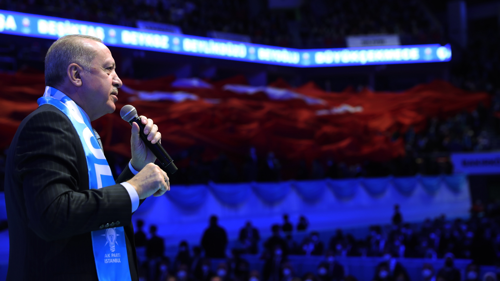 Der türkische Präsident Recep Tayyip Erdogan auf einer Parteiversammlung im Februar 2020. | EPA