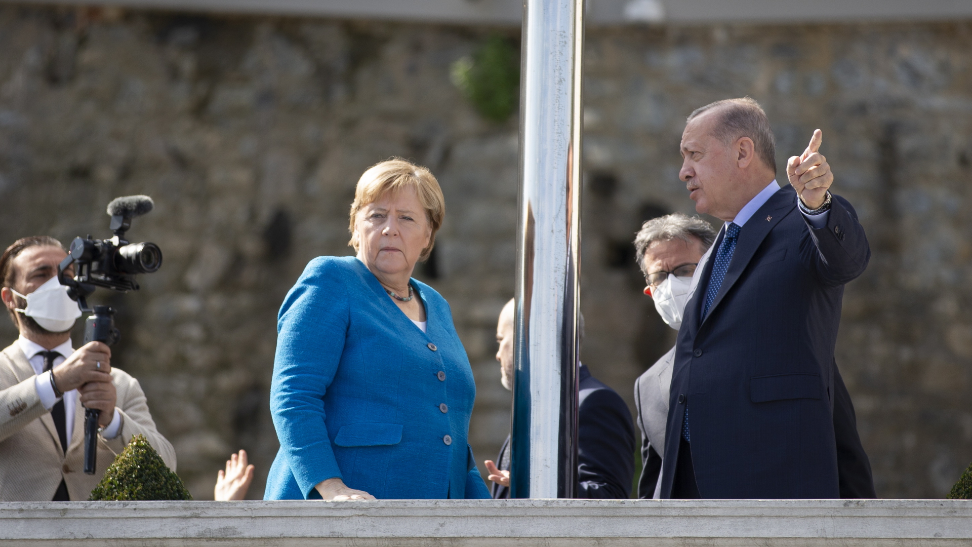 Kanzlerin Merkel bei der Pressekonferenz mit Erdogan in Berlin. | EPA