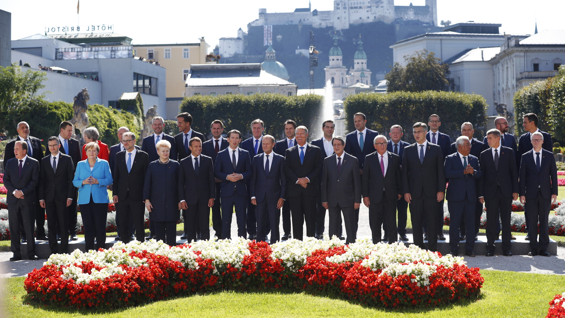 Gruppenbild beim EU-Gipfel in Salzburg | AP
