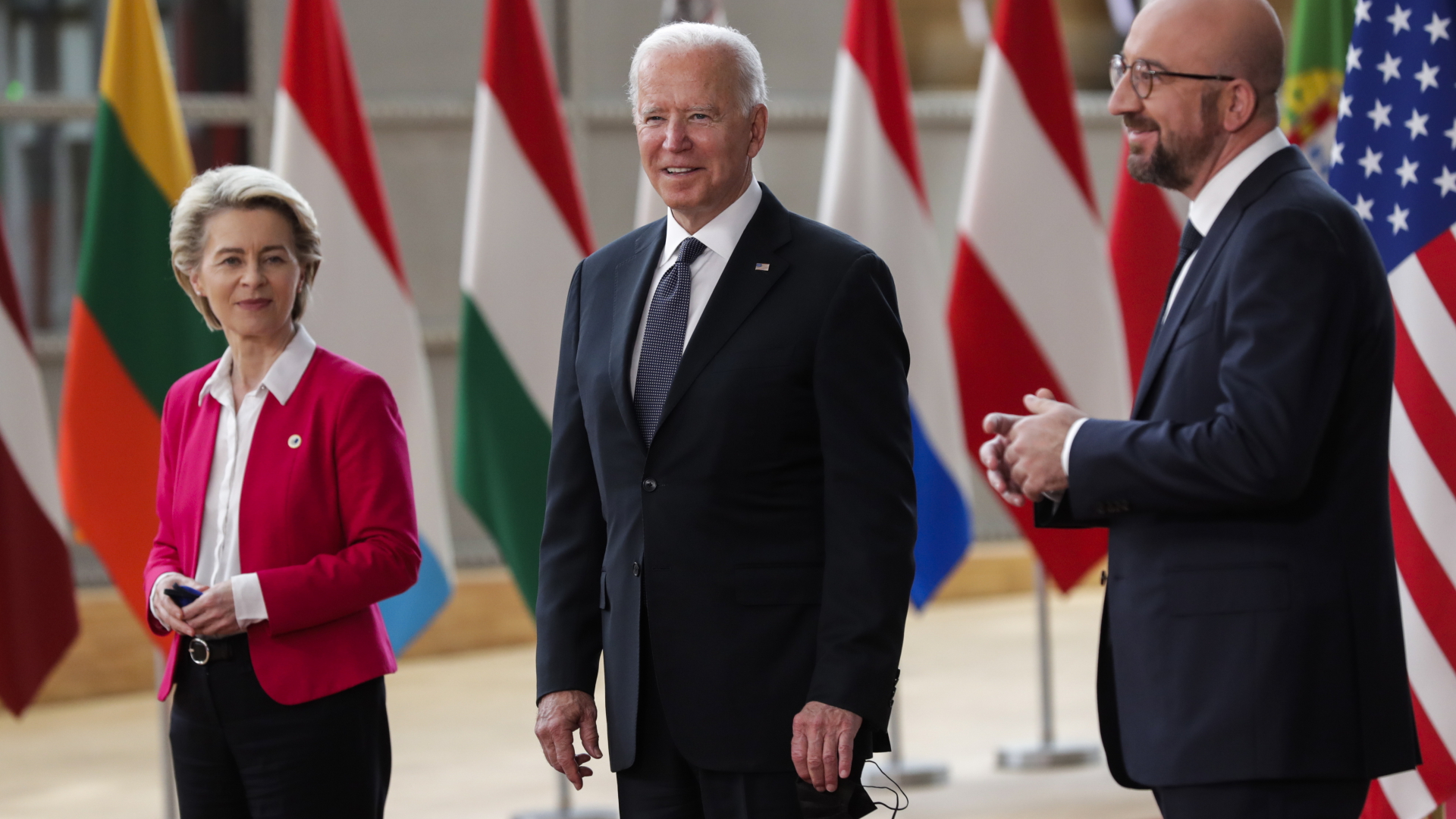 EU-Kommissionschefin von der Leyen, US-Präsident Biden und EU-Ratspräsident Michel beim Gipfeltreffen in Brüssel