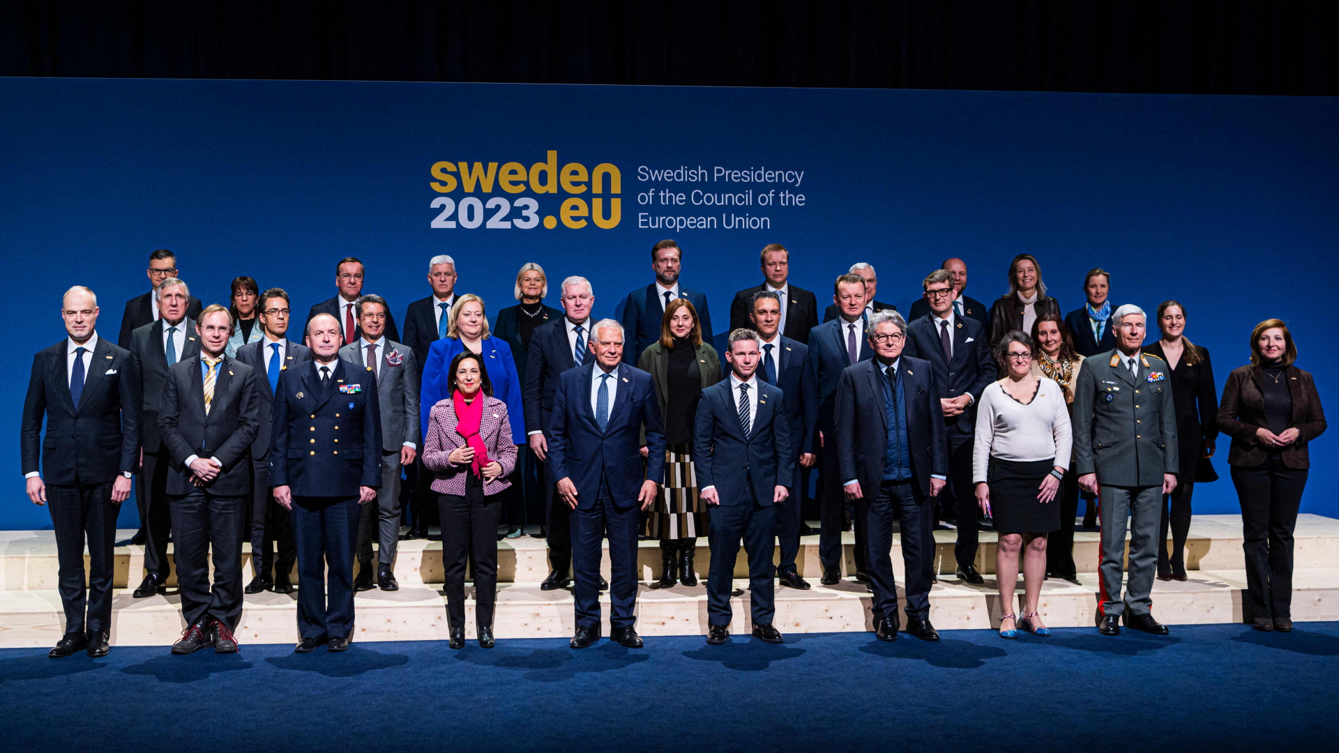 Die Verteidigungsministerinnen und -minister der EU in Stockholm. | AFP
