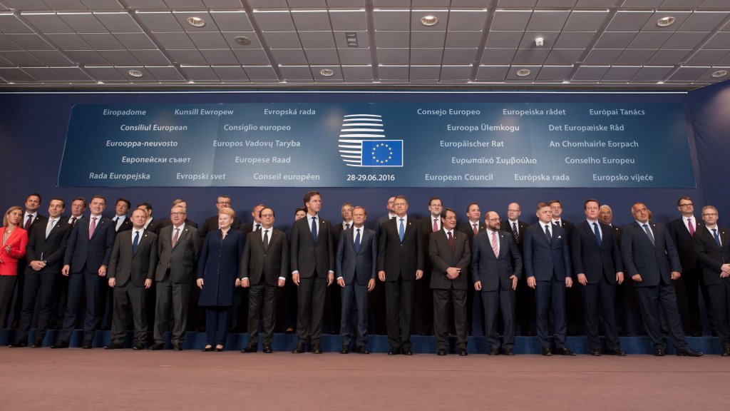 EU-Gipfel-Gruppenfoto mit Cameron