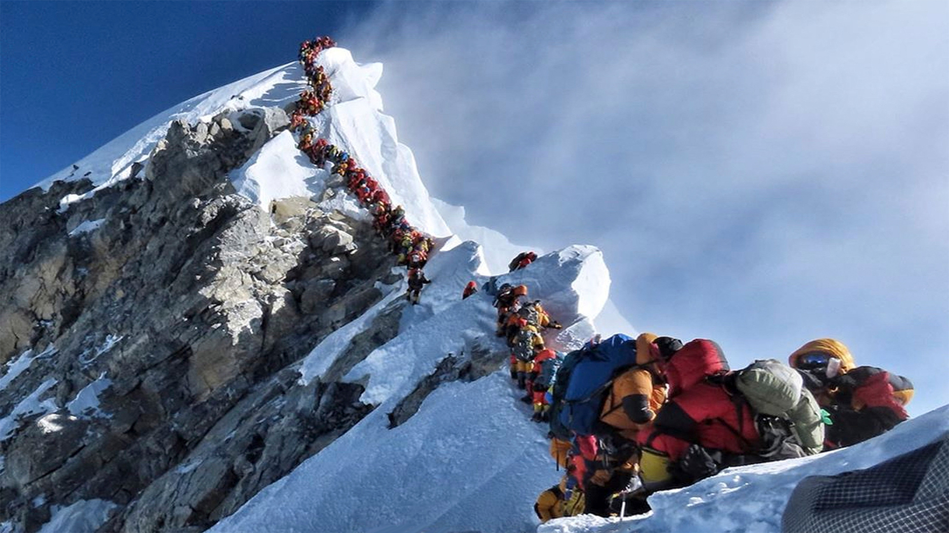Bergsteigerstau am Mount Everest | AP