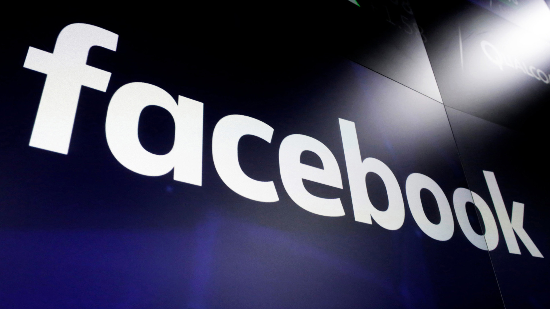 Facebook droht Milliarden-Bußgeld nach Datenpanne