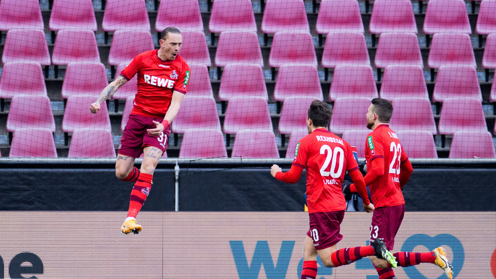 Marius Wolf freut sich sehr über seinen Treffer| Bildquelle: dpa