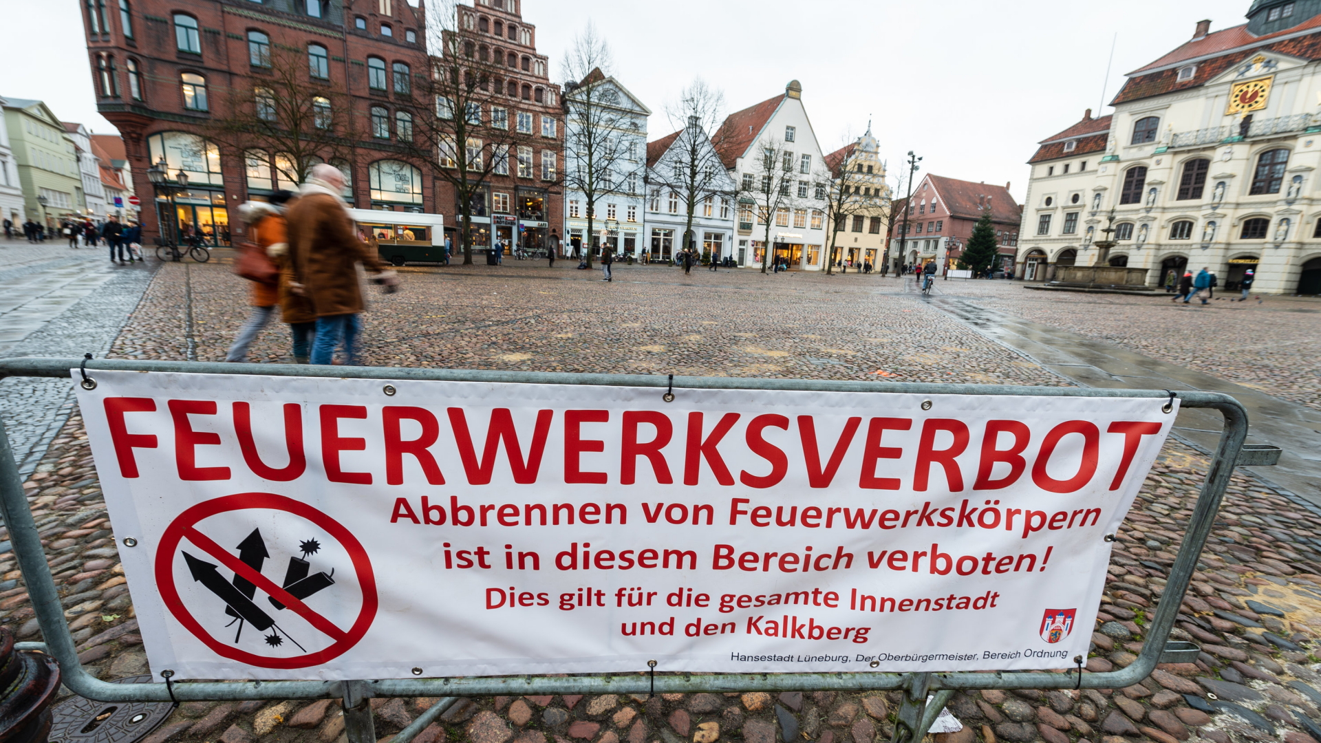 Feuerwerksverbot in den Lüneburger Innenstadt | dpa