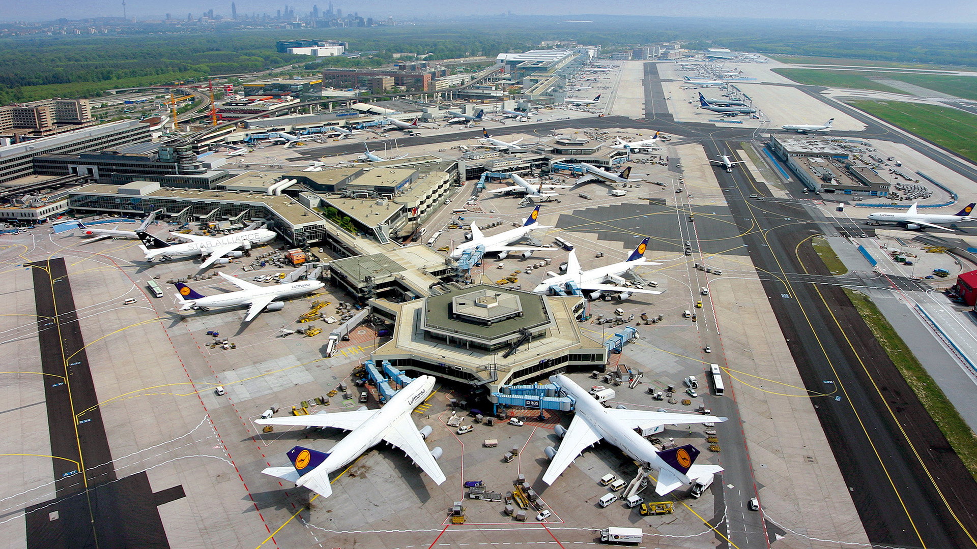 Luftaufnahme des Flughafens Frankfurt