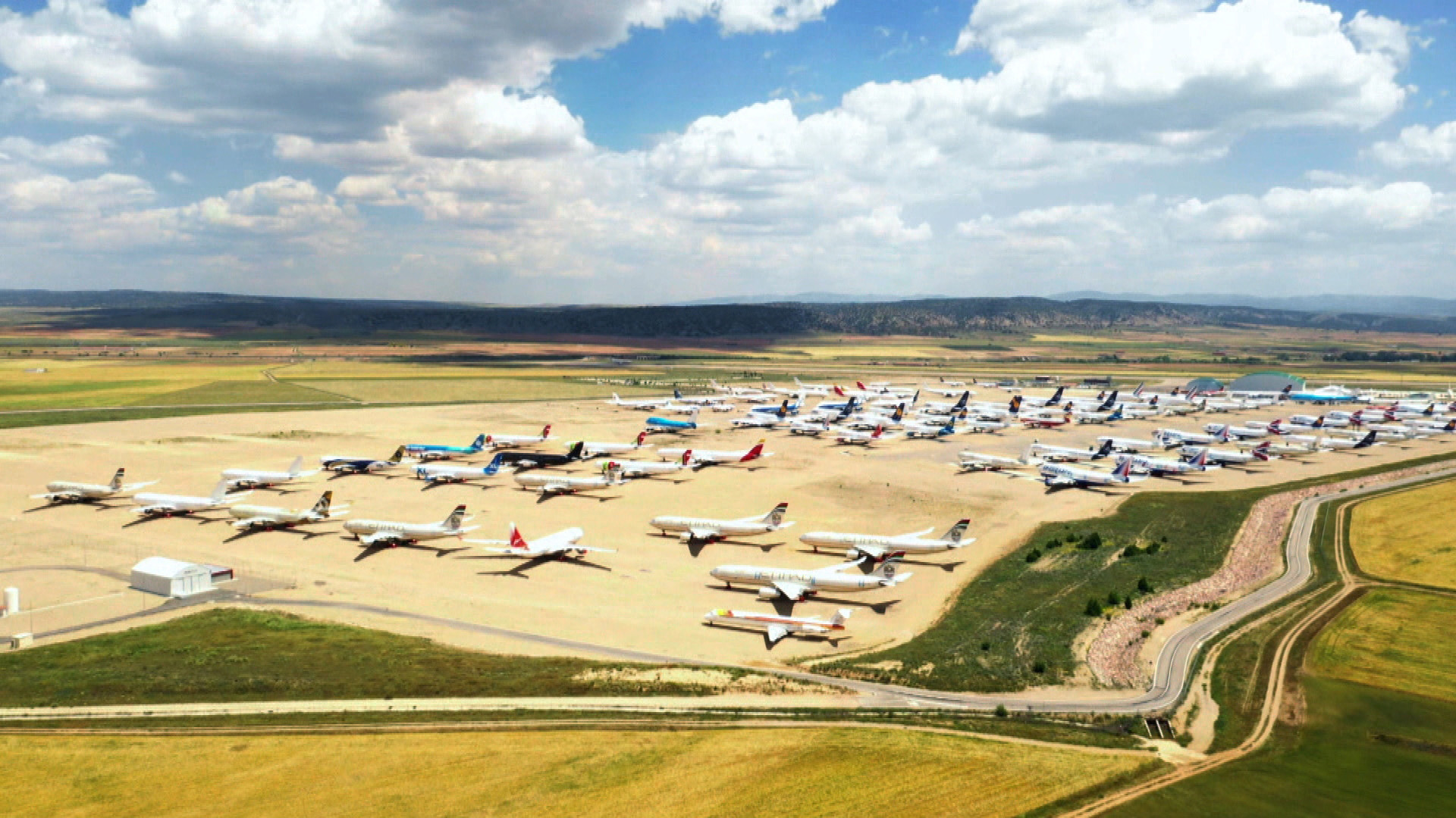 Flugzeuge Parken am Flughafen Teruel | Sebastian Kisters