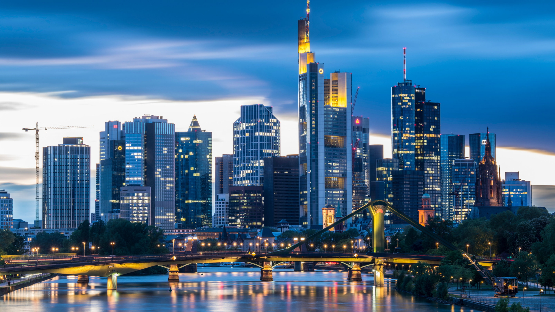 Bankengebäude in Frankfurt | dpa