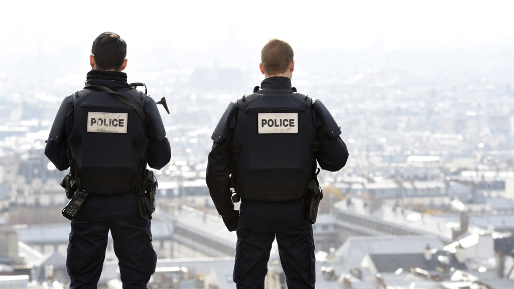 Polizisten in Paris | Bildquelle: AFP
