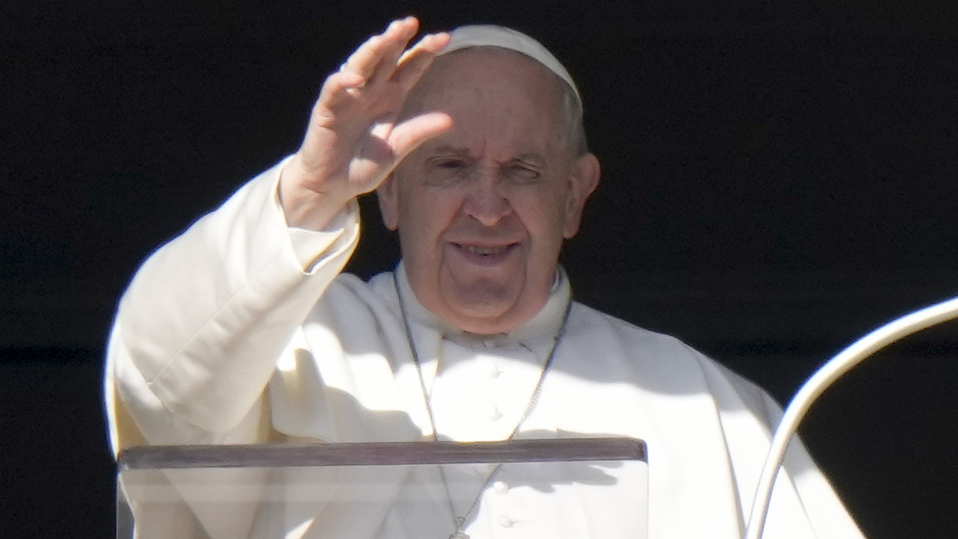 Papst Franziskus: „Mütter fördern und Frauen schützen“