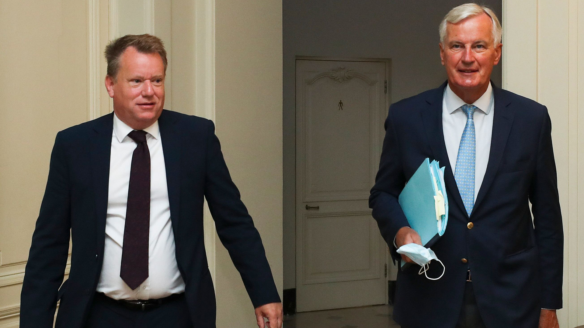 David Frost und Michel Barnier | YVES HERMAN/POOL/EPA-EFE/Shutter
