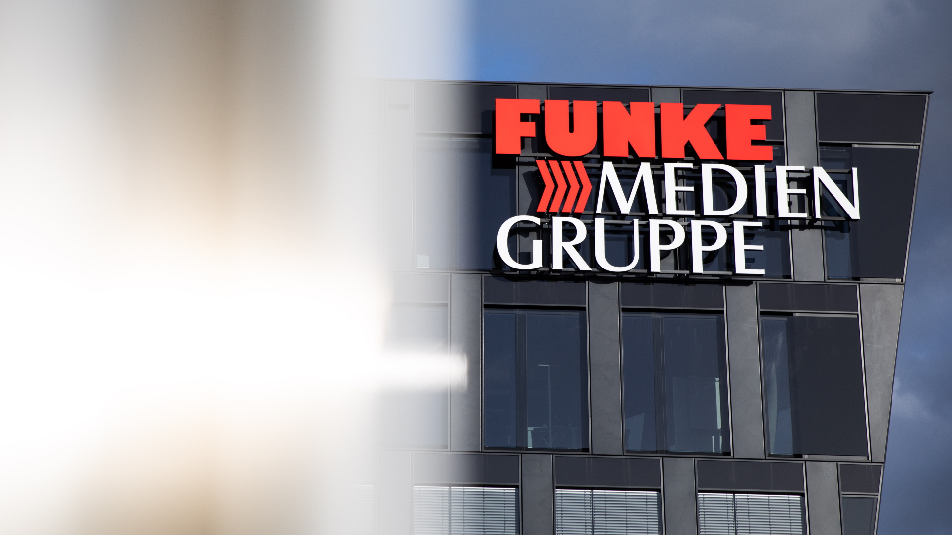 Die Firmenzentrale der Funke Medien Gruppe in Essen. | dpa