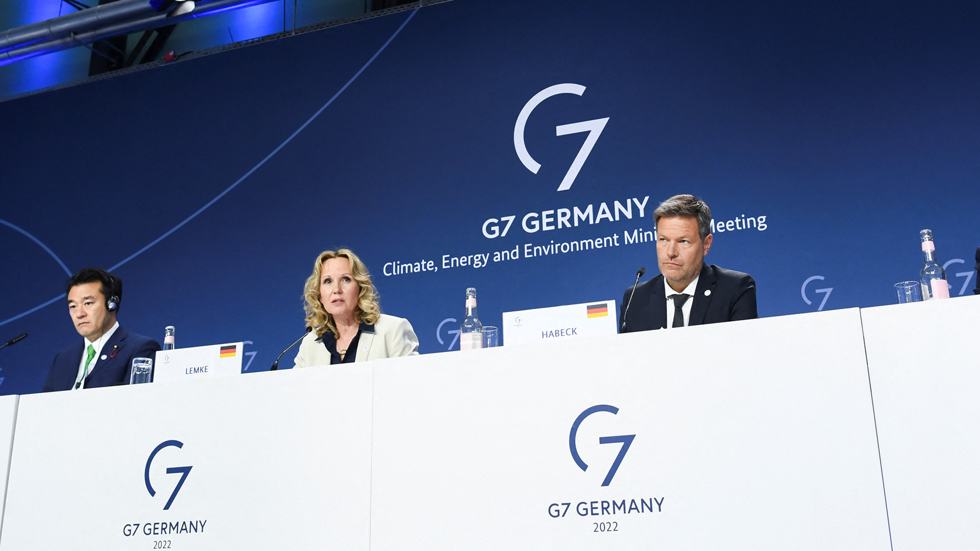 Der deutsche Wirtschafts- und Klimaminister Habeck und die Umweltministerin Steffi Lemke geben nach der G7-Klimakonferenz in Berlin eine Pressekonferenz. | REUTERS