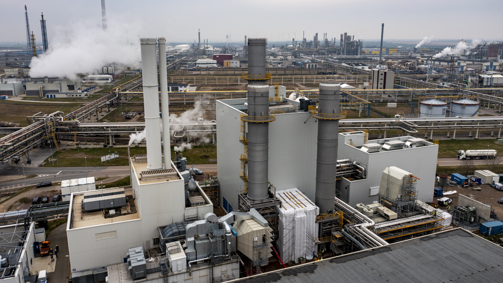 Gaskraftwerk im Chemiepark Leuna | dpa