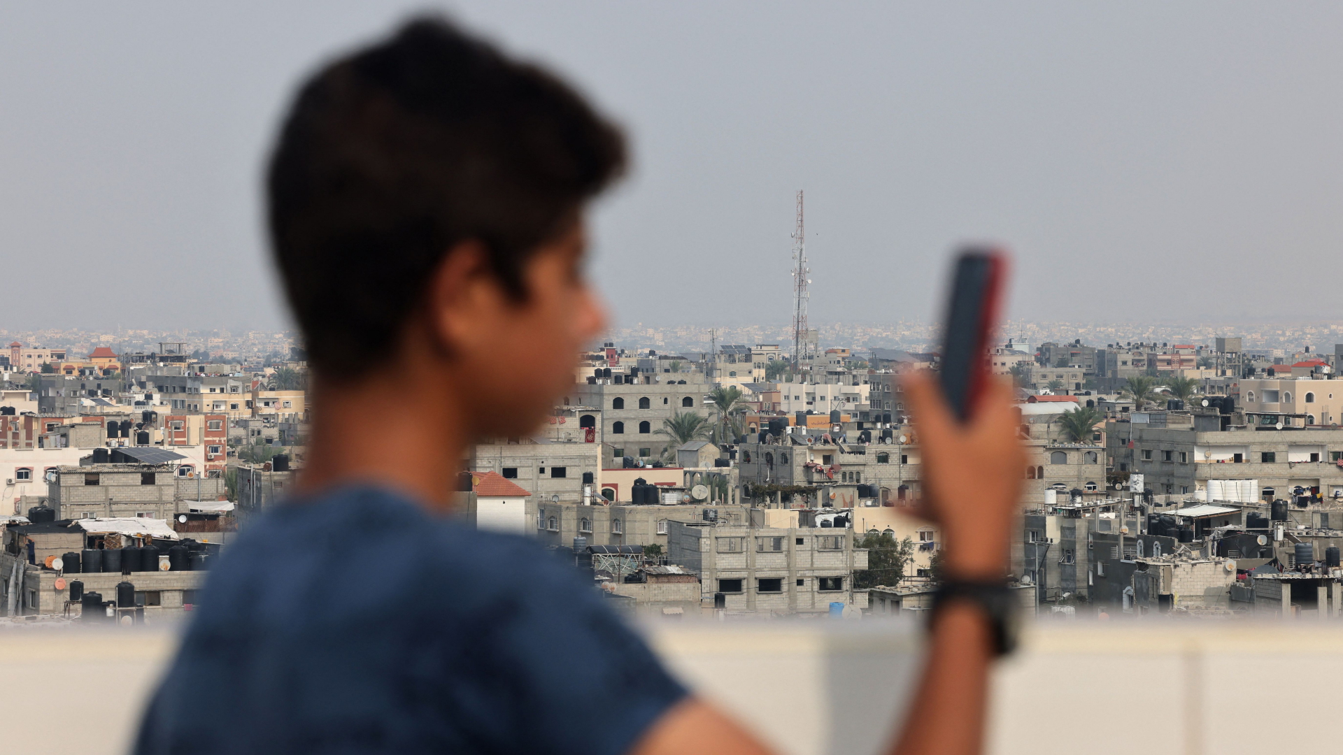 Eine Telekommunikationsantenne ist in Rafah, dem südlichen Gazastreifen, zu sehen