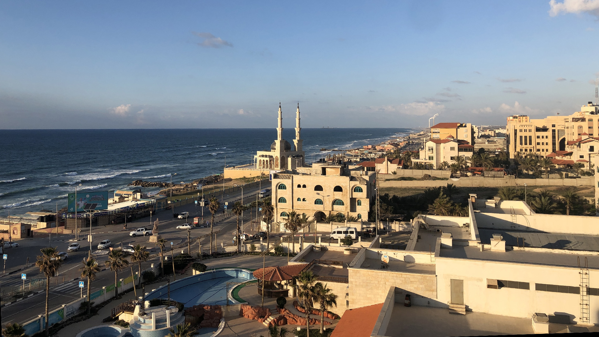 Blick auf Gaza Stadt mit Meer