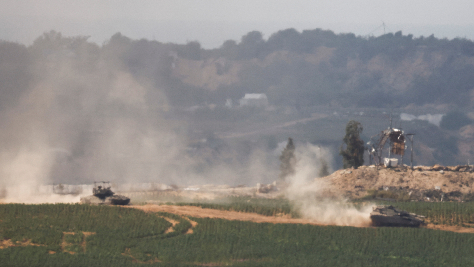 Israelische Panzer im Gazastreifen 