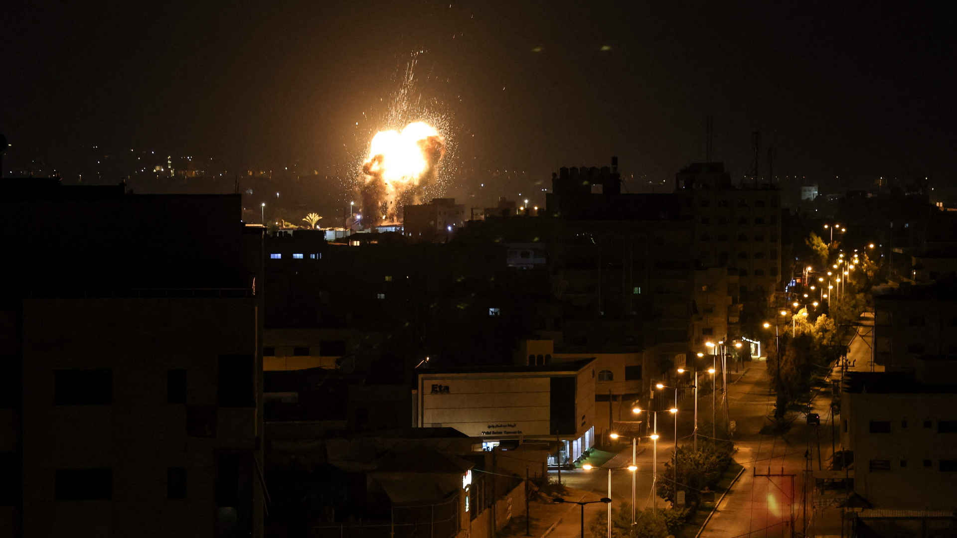 Israelischer Raketenbeschuss im Gazastreifen. | AFP