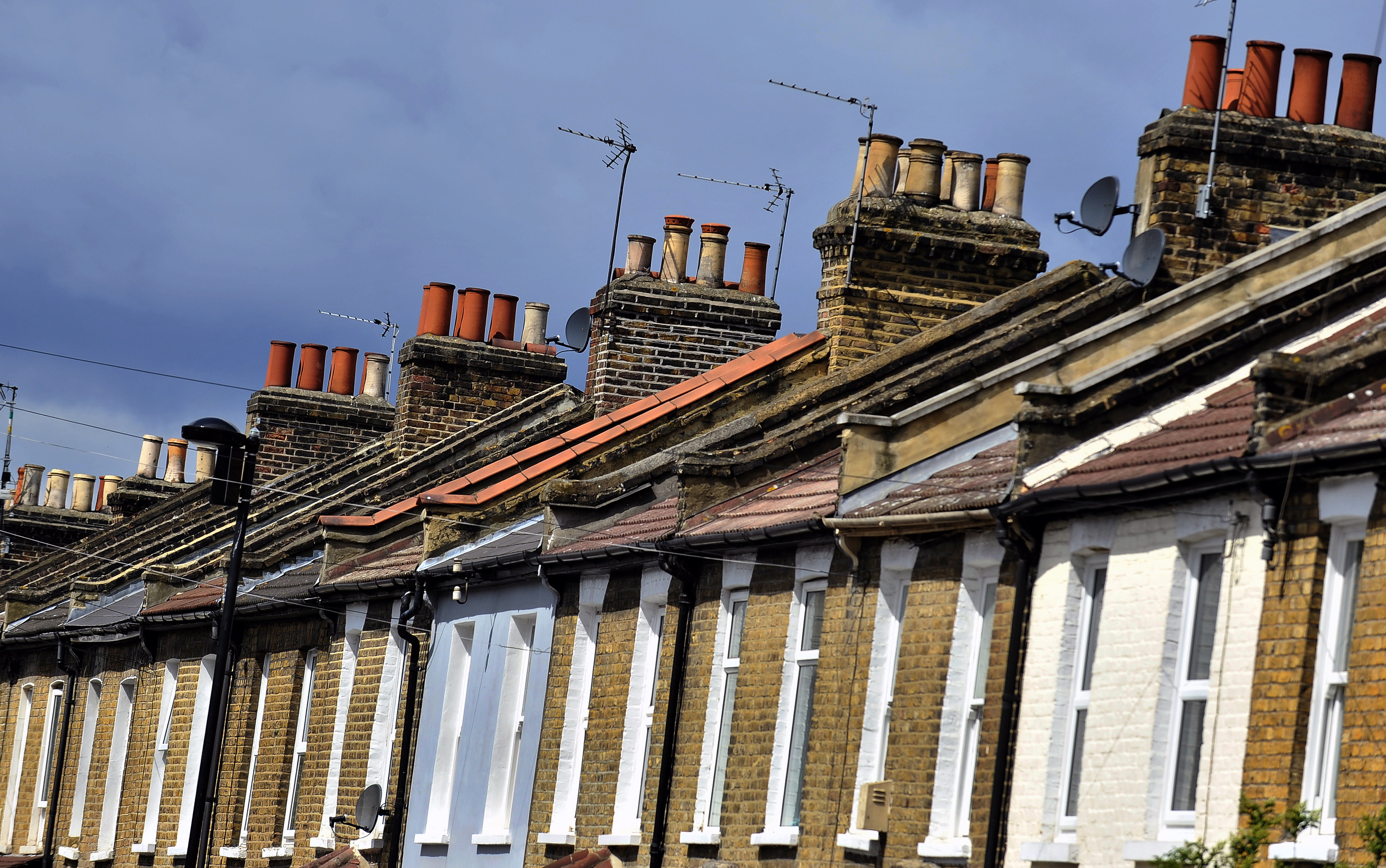 Eine Häuserzeile in London | picture alliance/dpa/EPA
