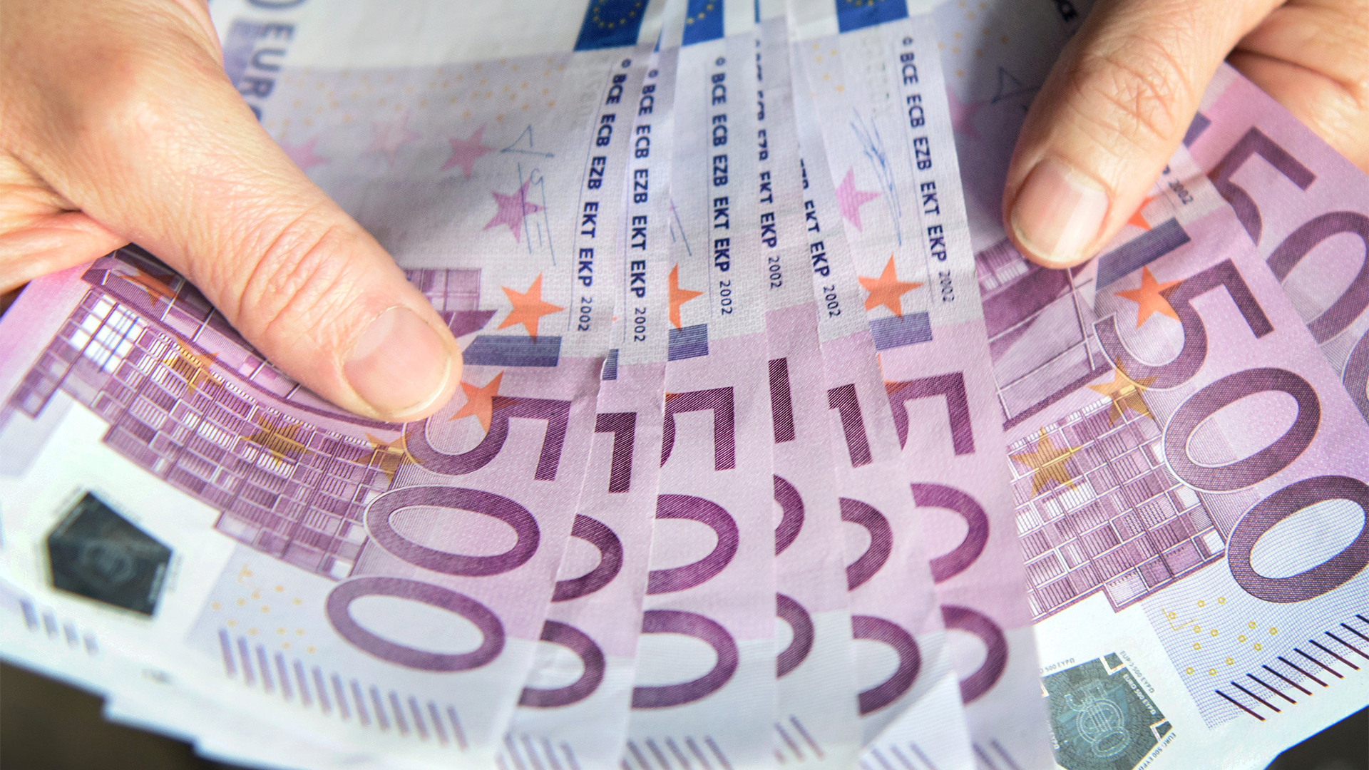 500 Euro Geldscheine | dpa