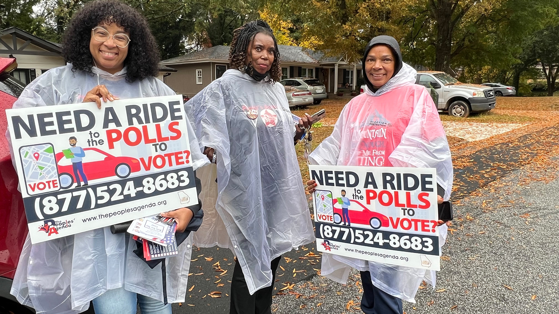 Freiwillige werben im US-Bundesstaat Georgia vor den Midterms für Fahrdienste zu den Wahllokalen.  | Gudrun Engel