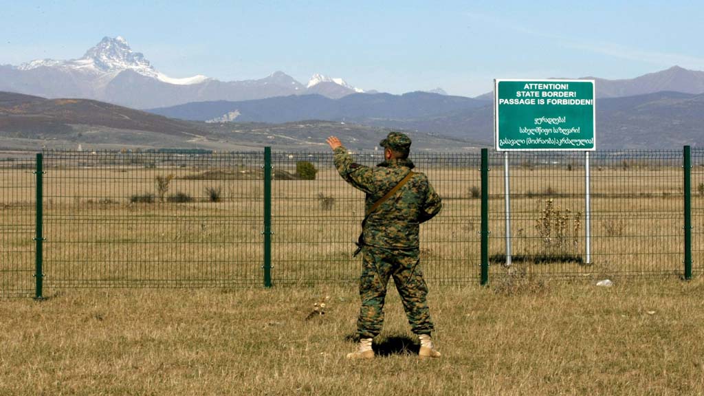 Grenzzaun zwischen dem abtrünnigen Südossetien und der georgischen Seite