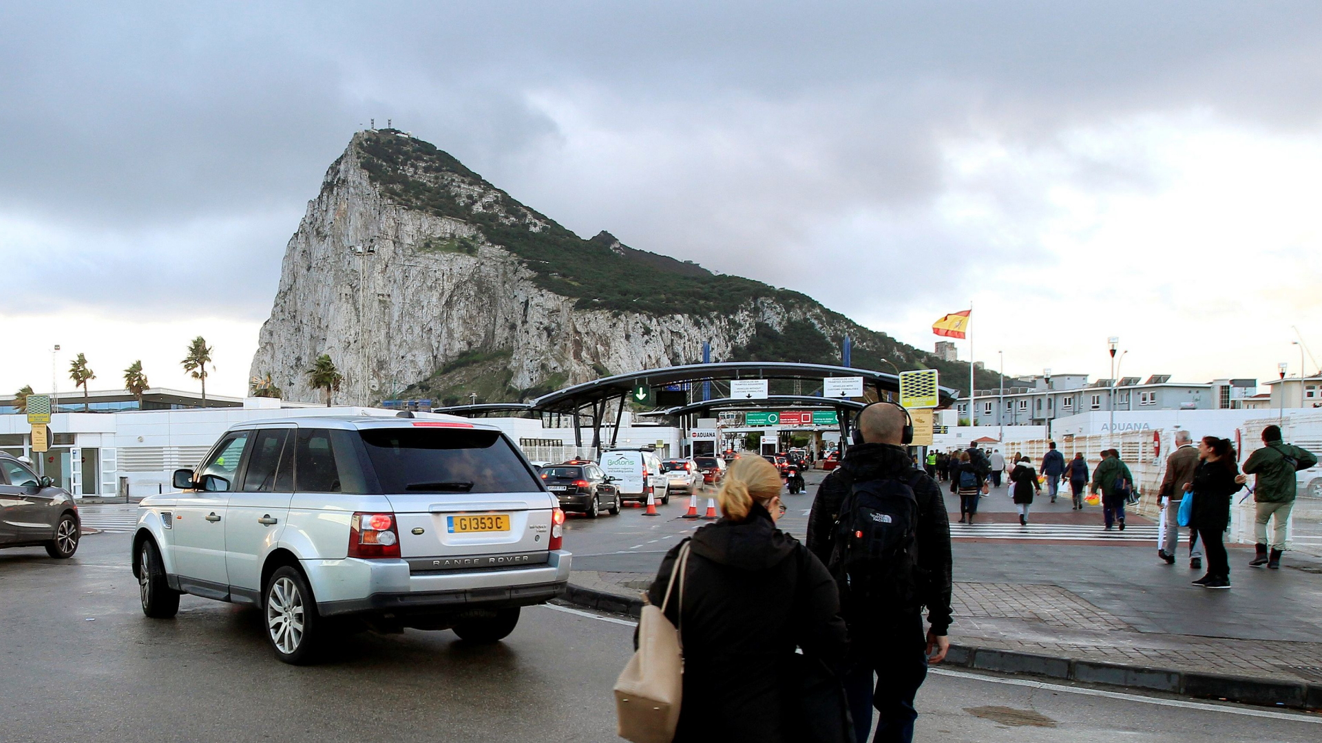 Grenze von Spanien nach Gibraltar | Bildquelle: A Carrasco Ragel/EPA-EFE/REX/Shu
